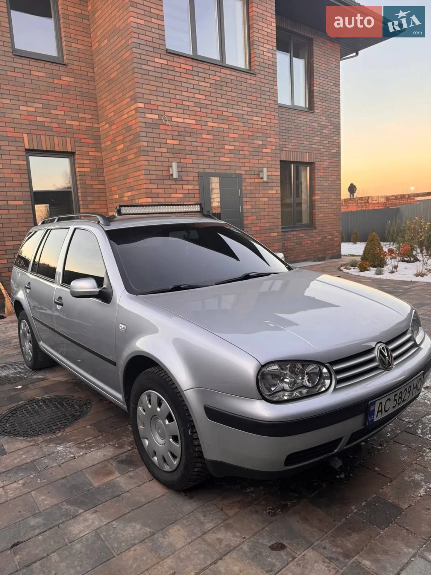 Volkswagen Golf, 2002