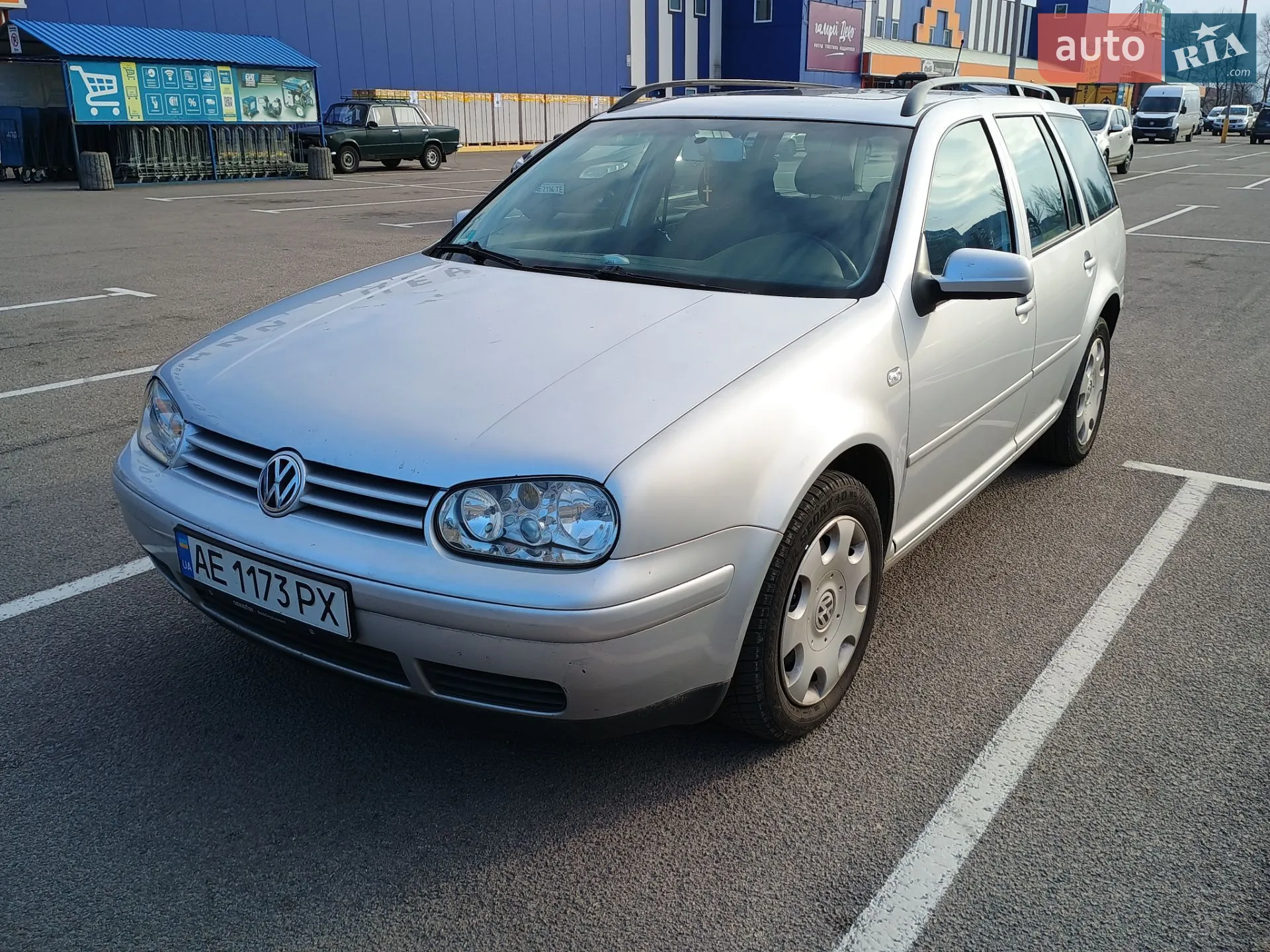 Volkswagen Golf, 2003