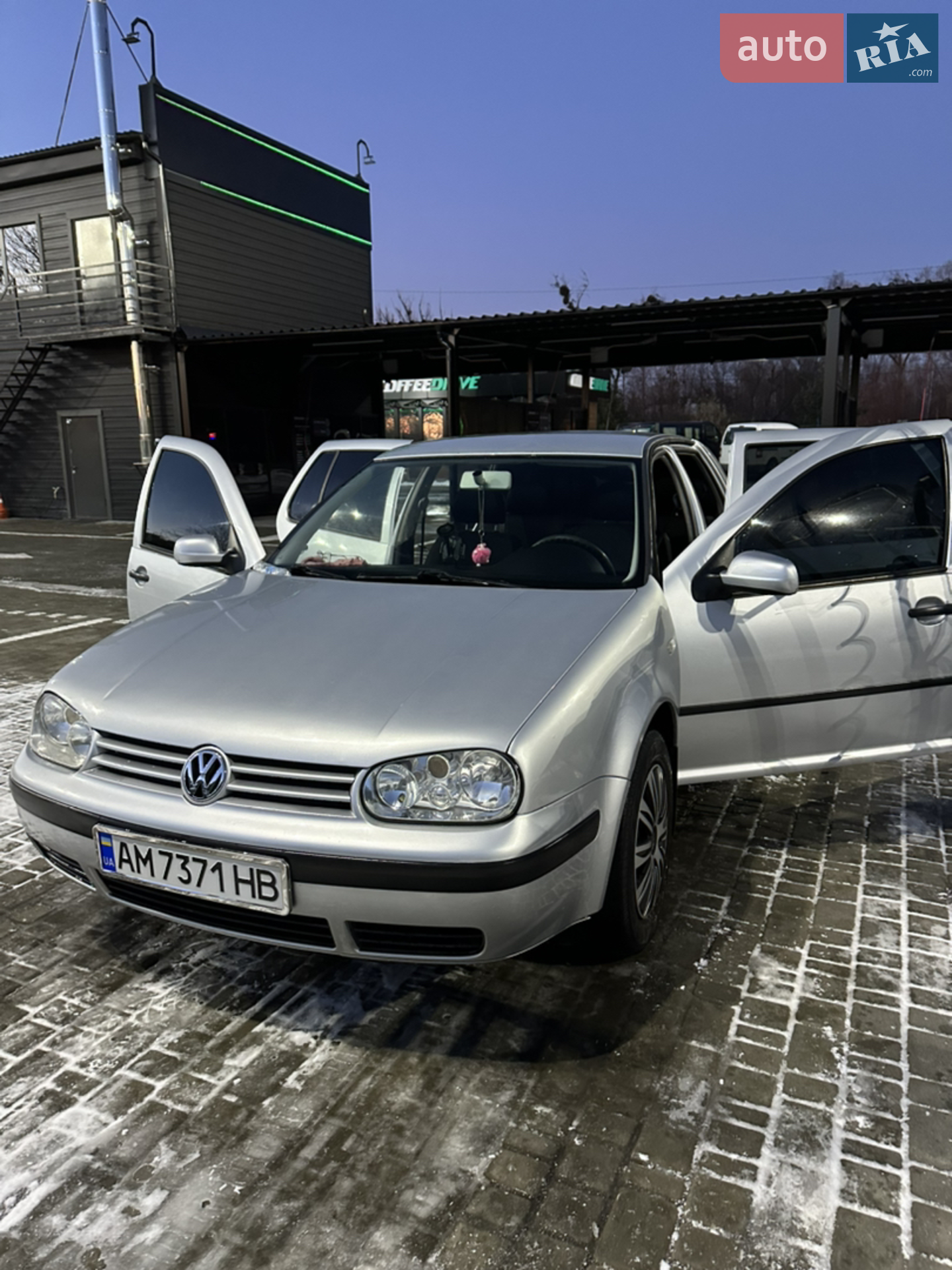 Volkswagen Golf, 2002