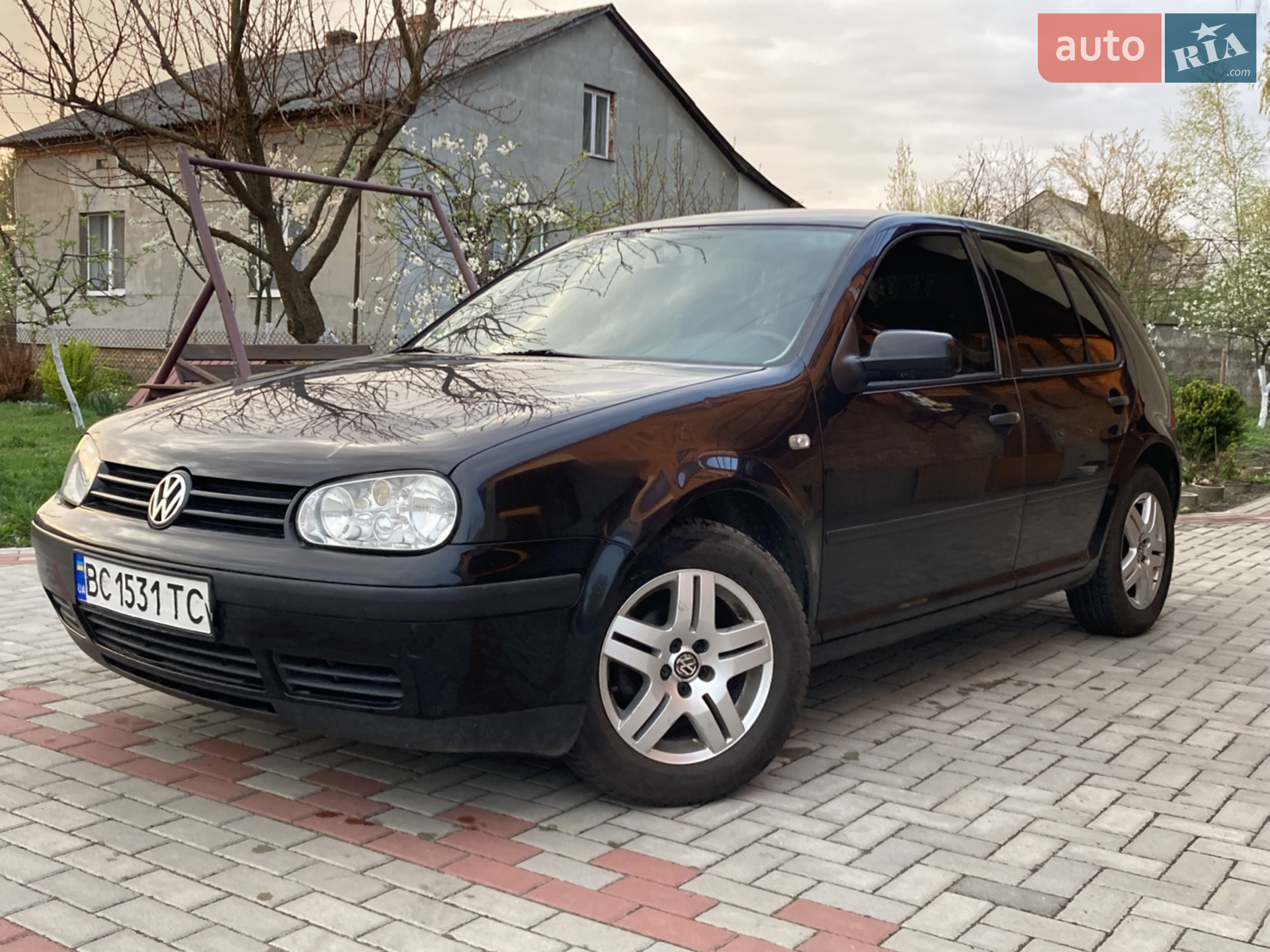 Volkswagen Golf, 2001