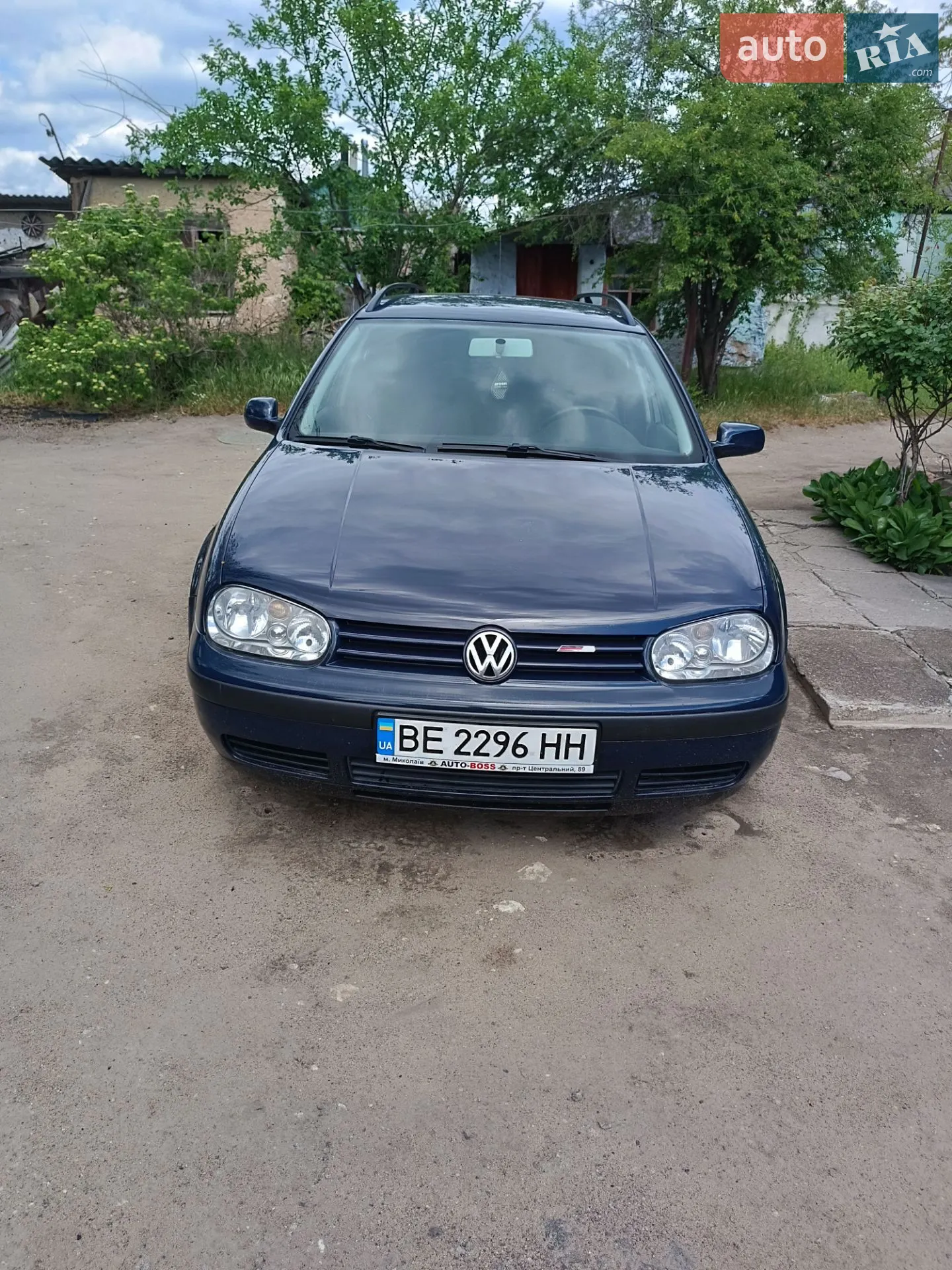 Volkswagen Golf, 2001