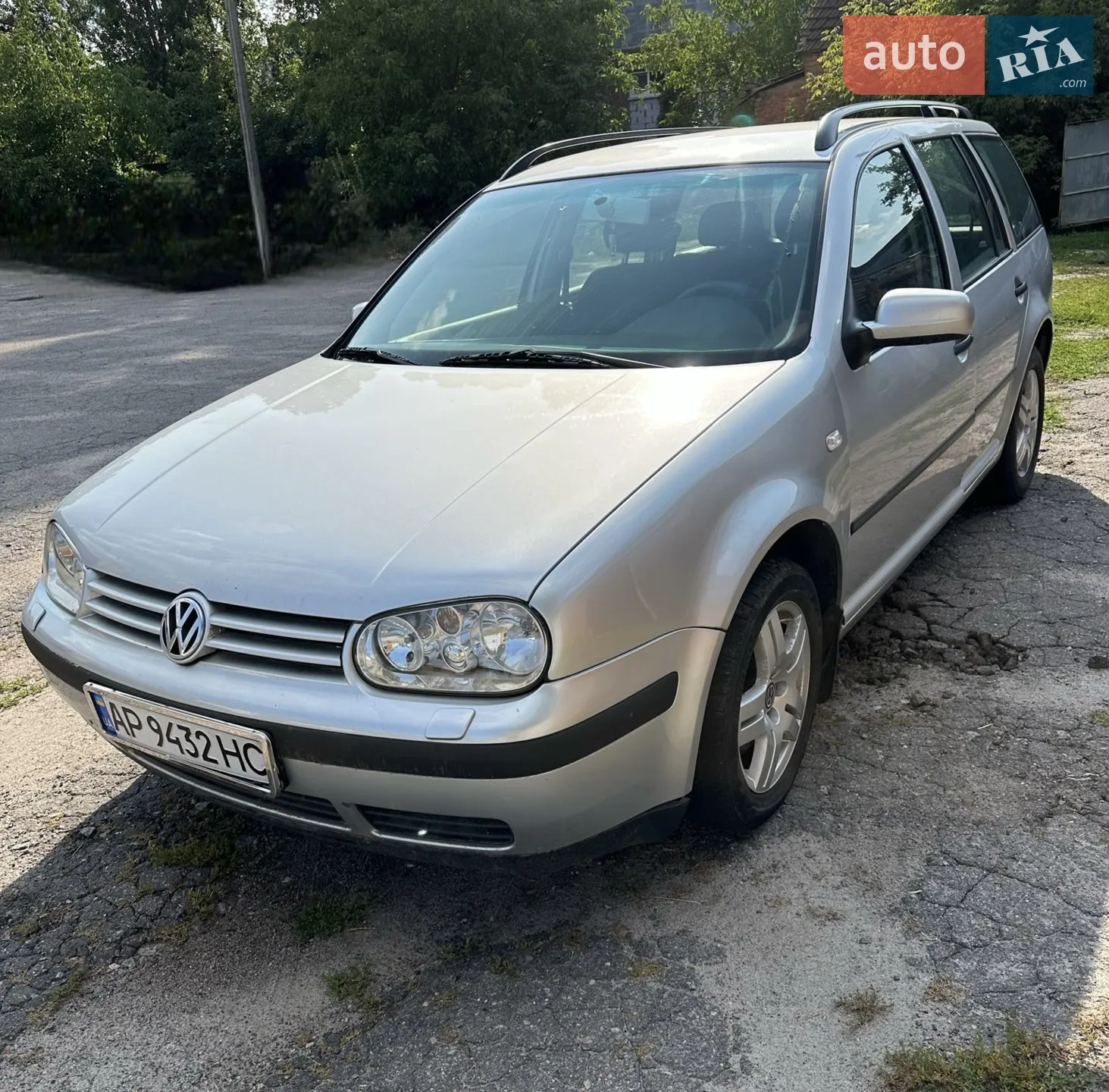 Volkswagen Golf, 2001