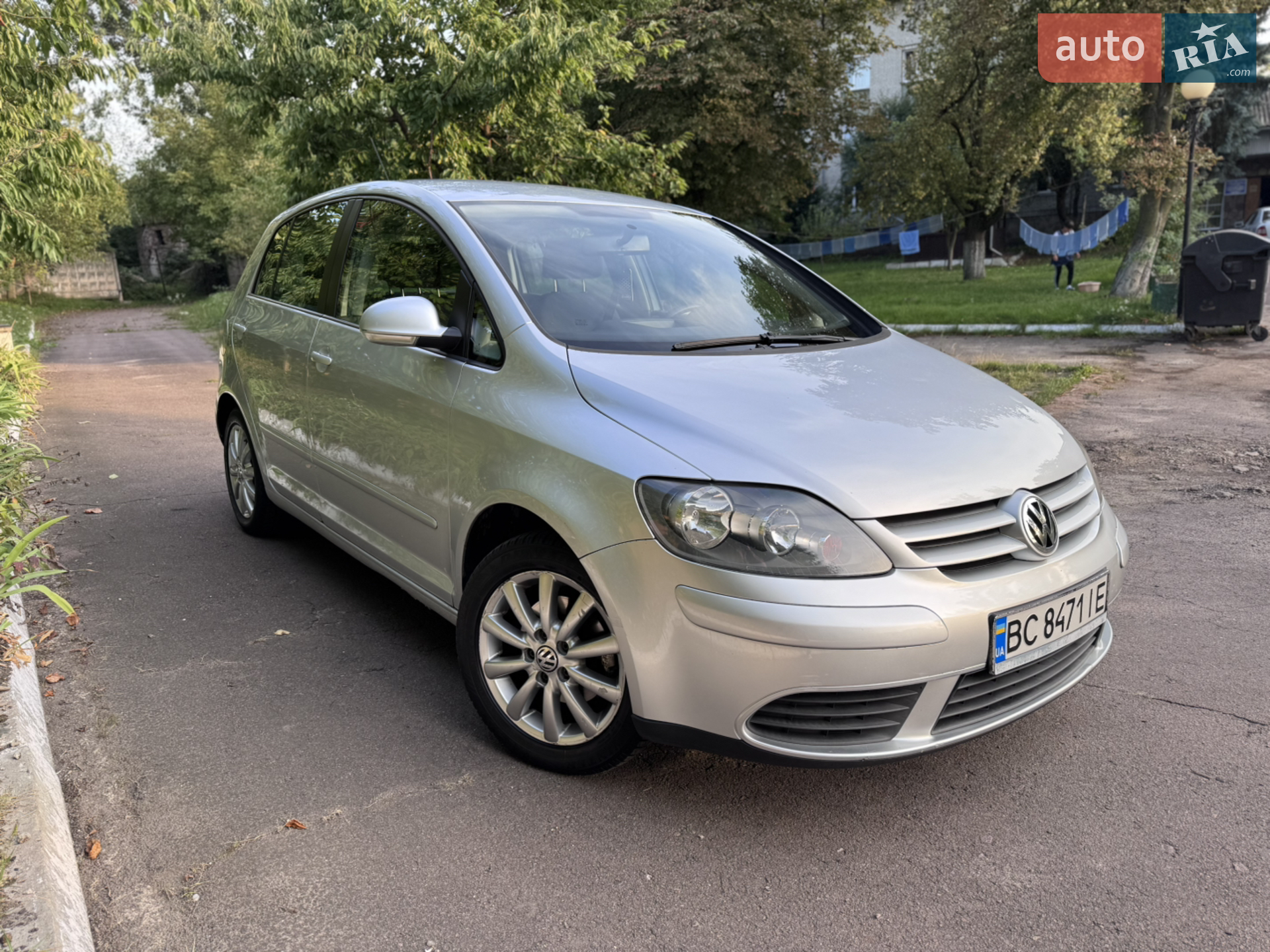 Volkswagen Golf, 2005