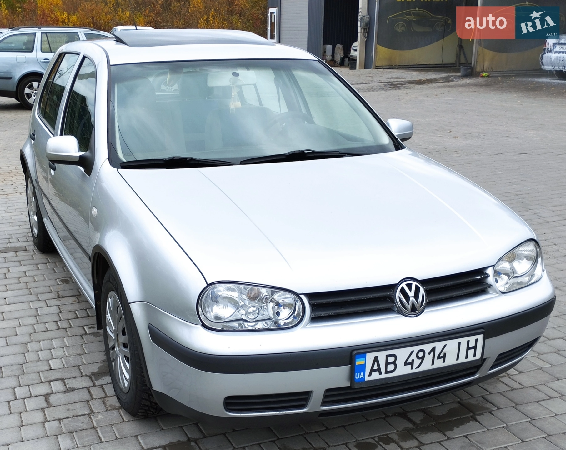 Volkswagen Golf, 2001