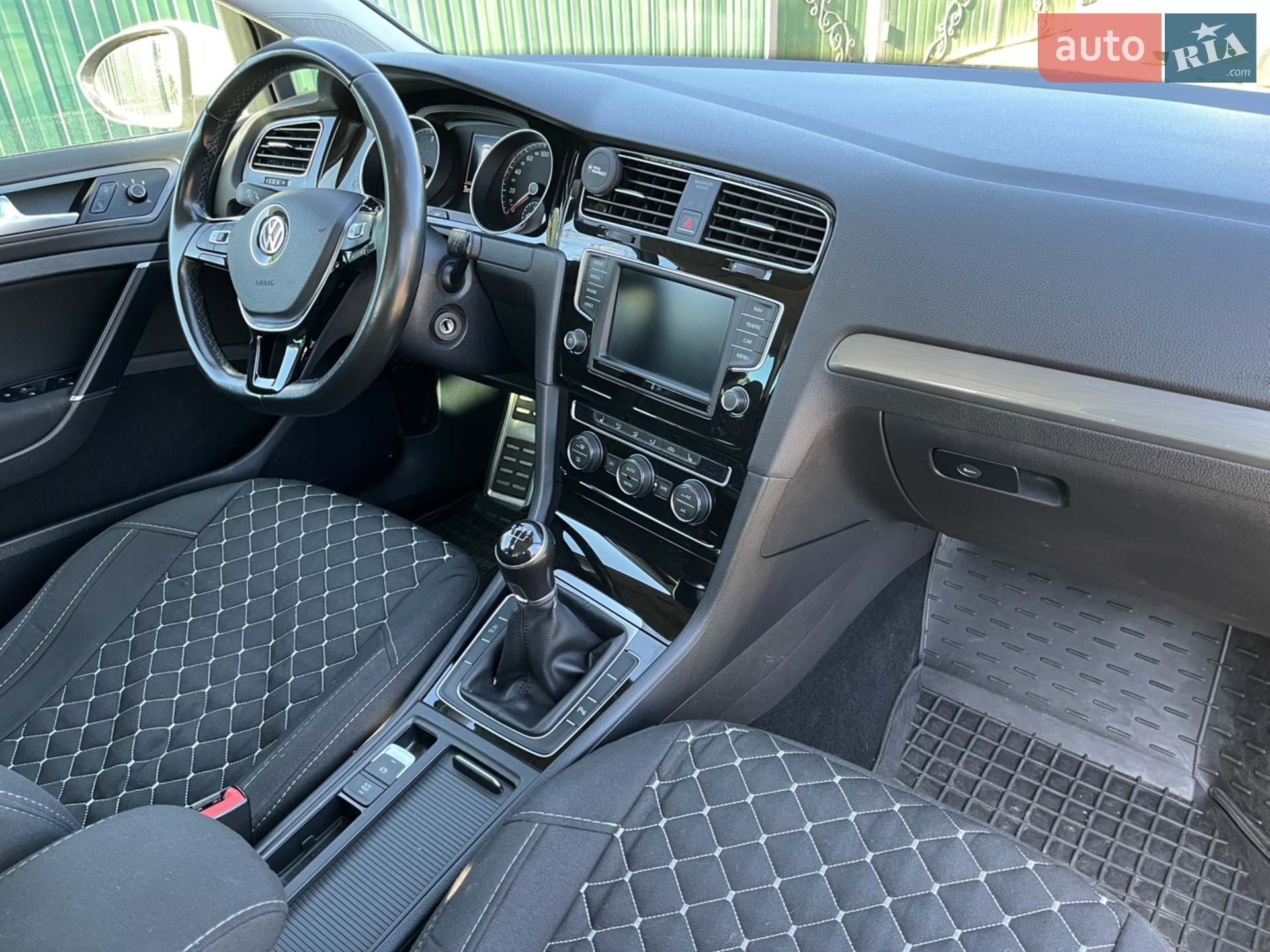 Volkswagen Golf, 2016