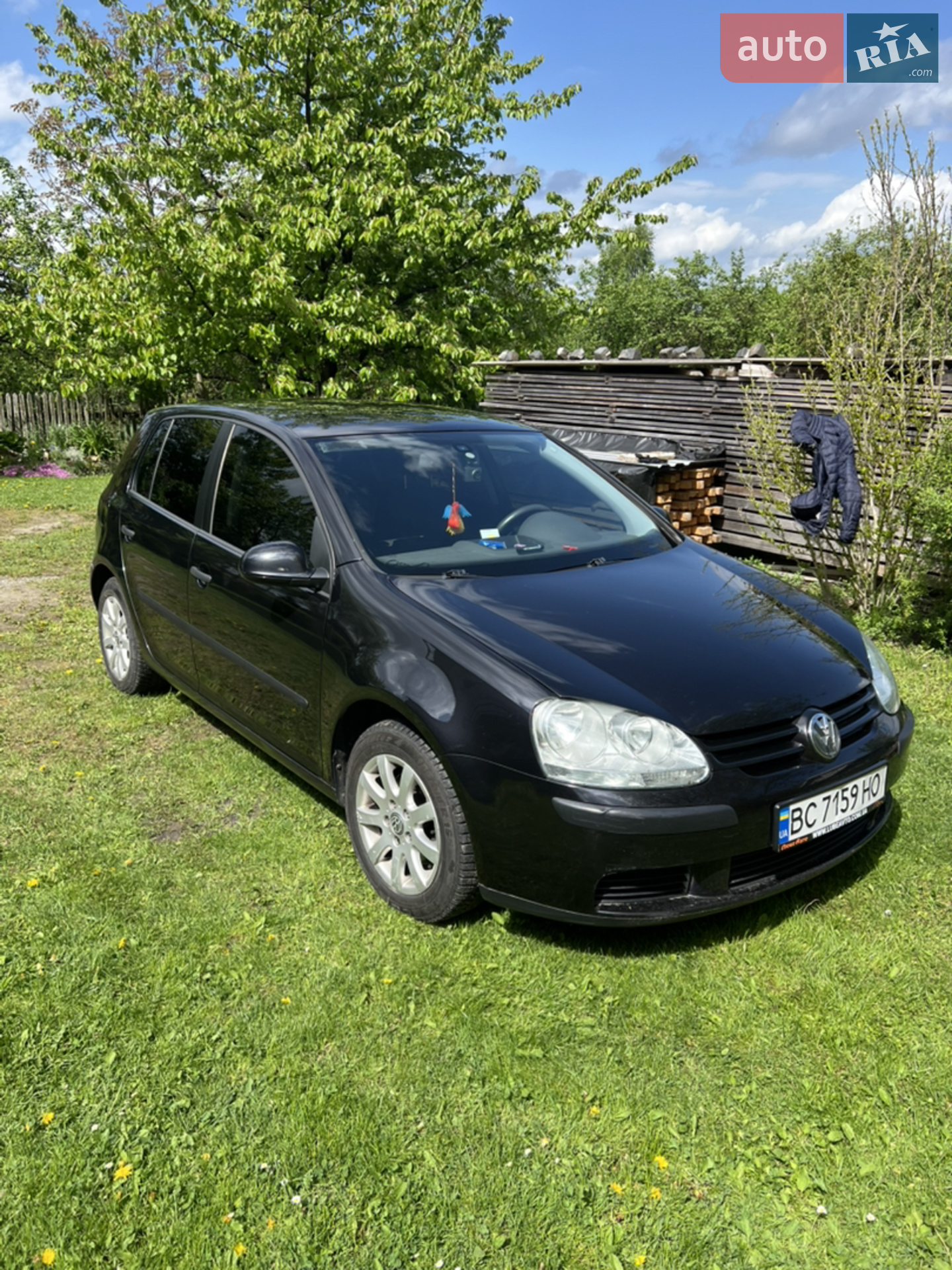 Volkswagen Golf, 2004