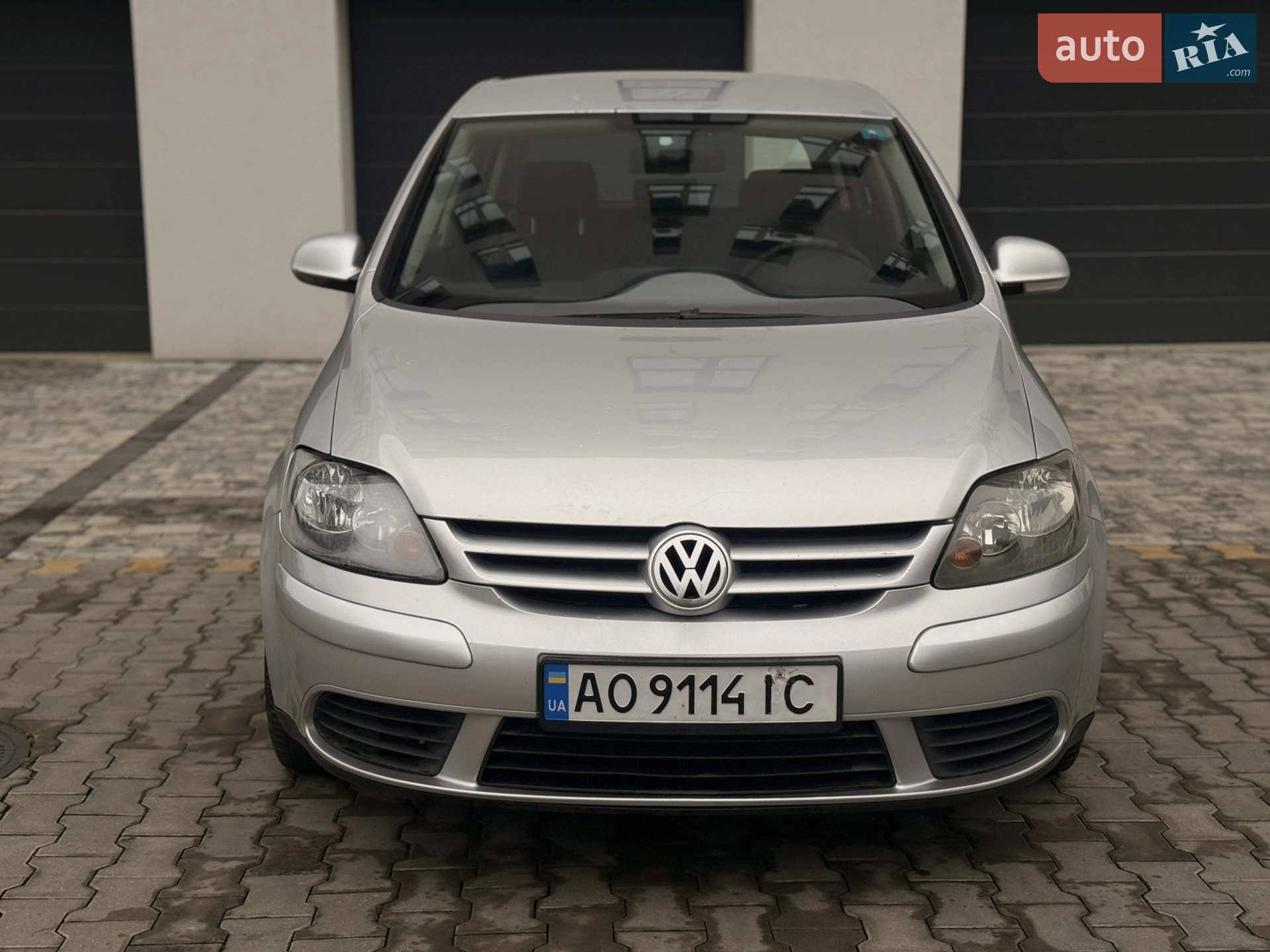 Volkswagen Golf, 2005