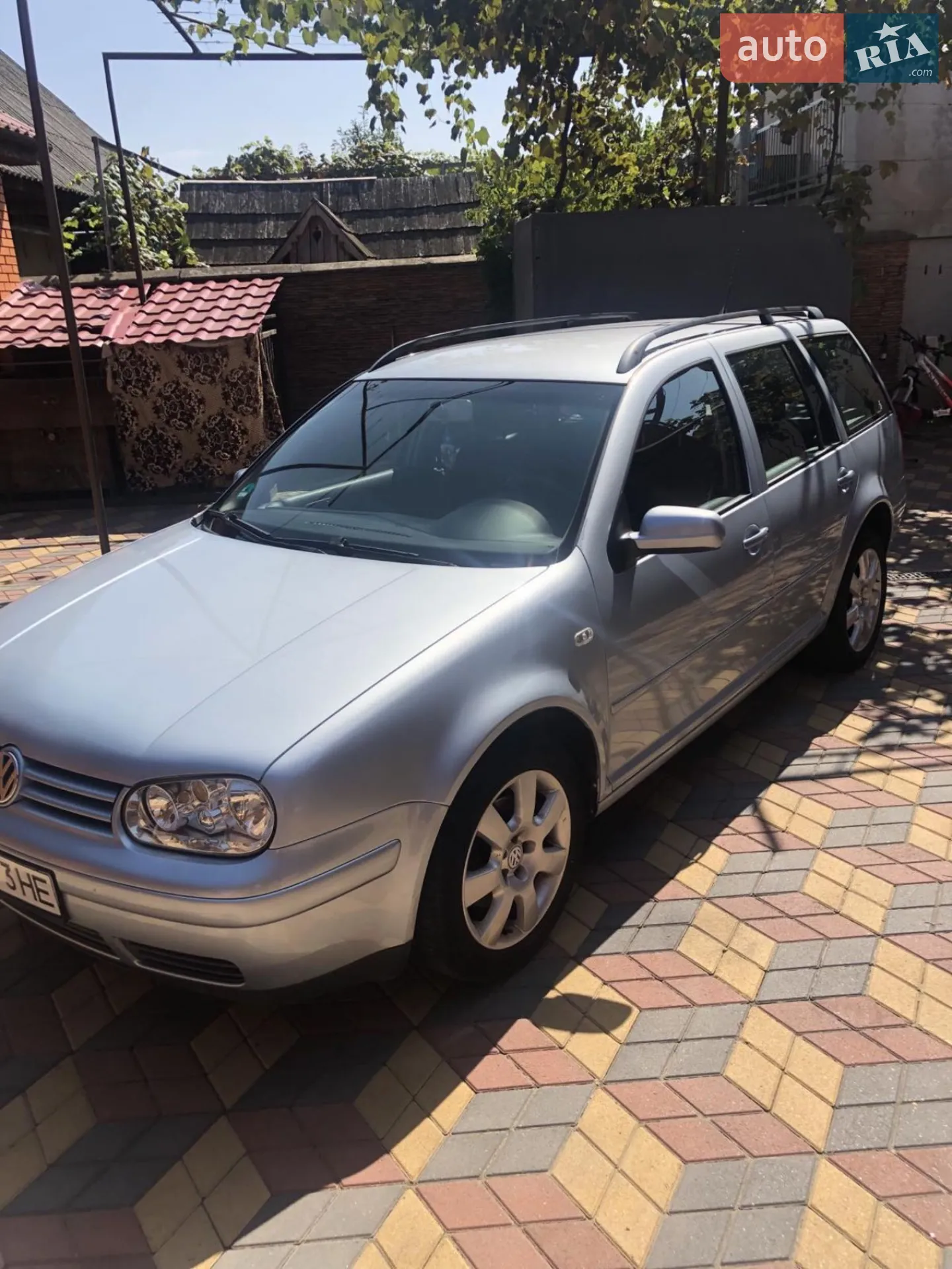 Volkswagen Golf, 2004