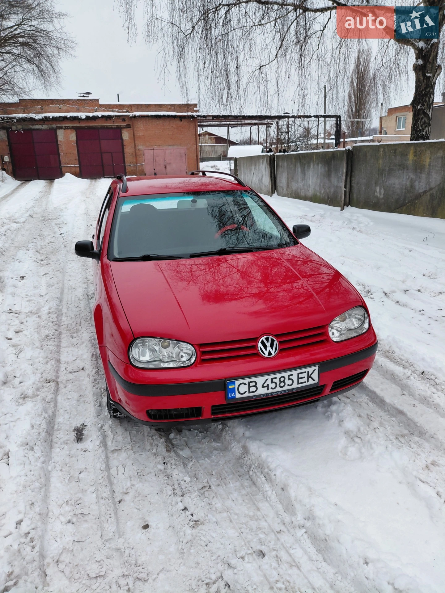 Volkswagen Golf, 2001