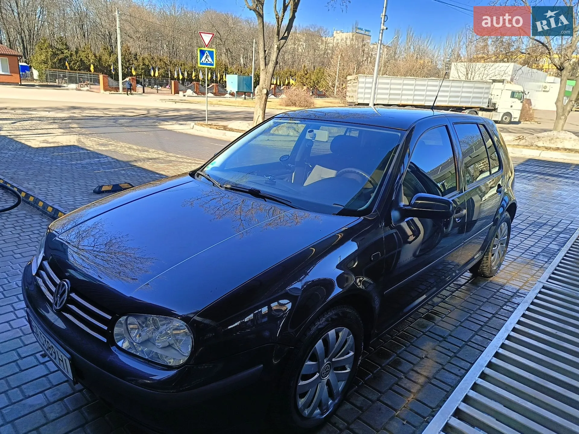 Volkswagen Golf, 2002