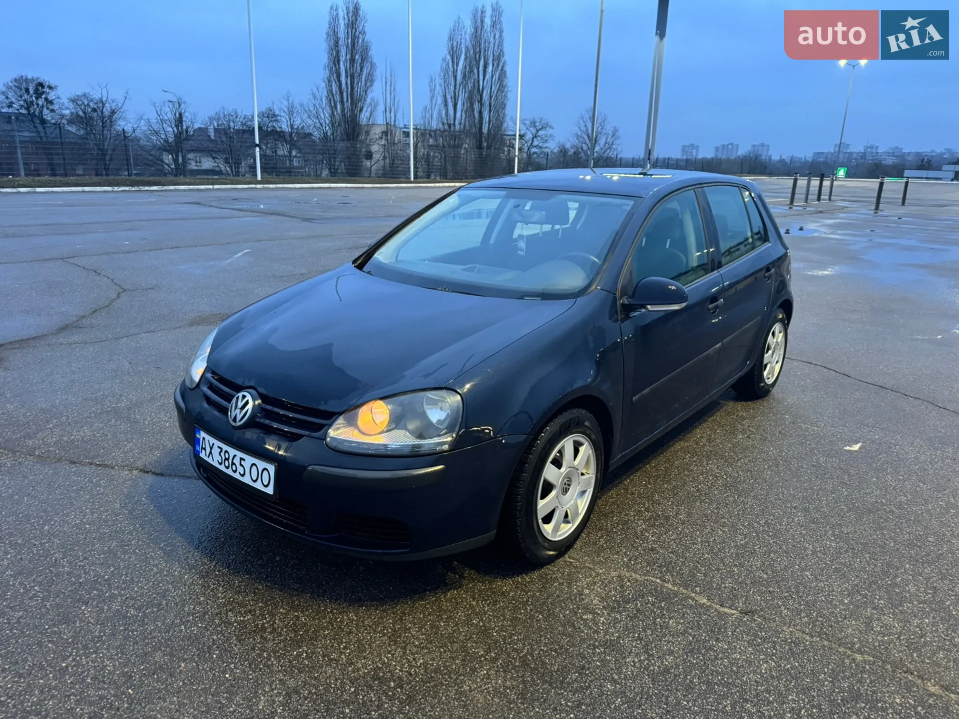 Volkswagen Golf, 2004