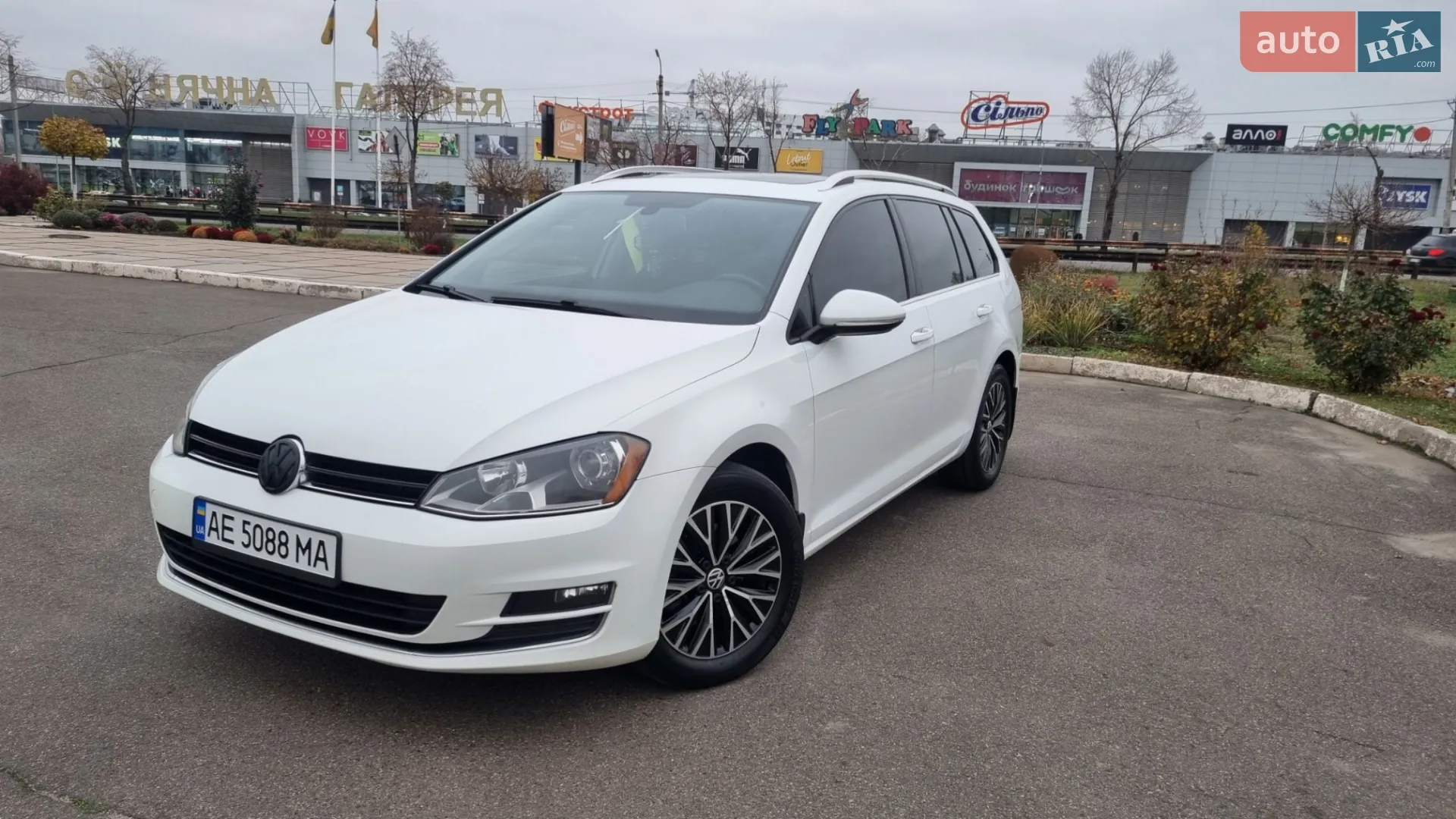 Volkswagen Golf, 2015
