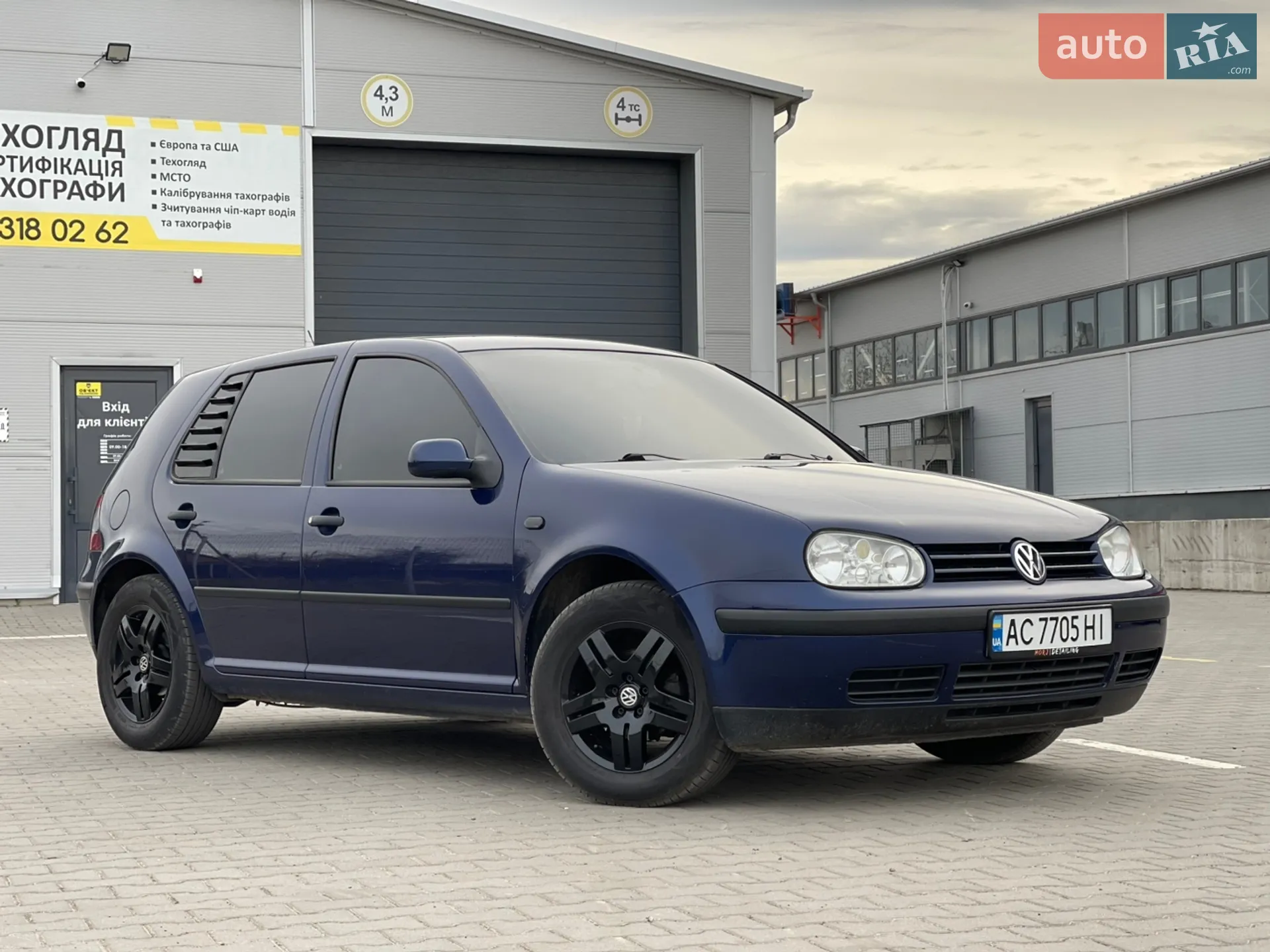 Volkswagen Golf, 2002
