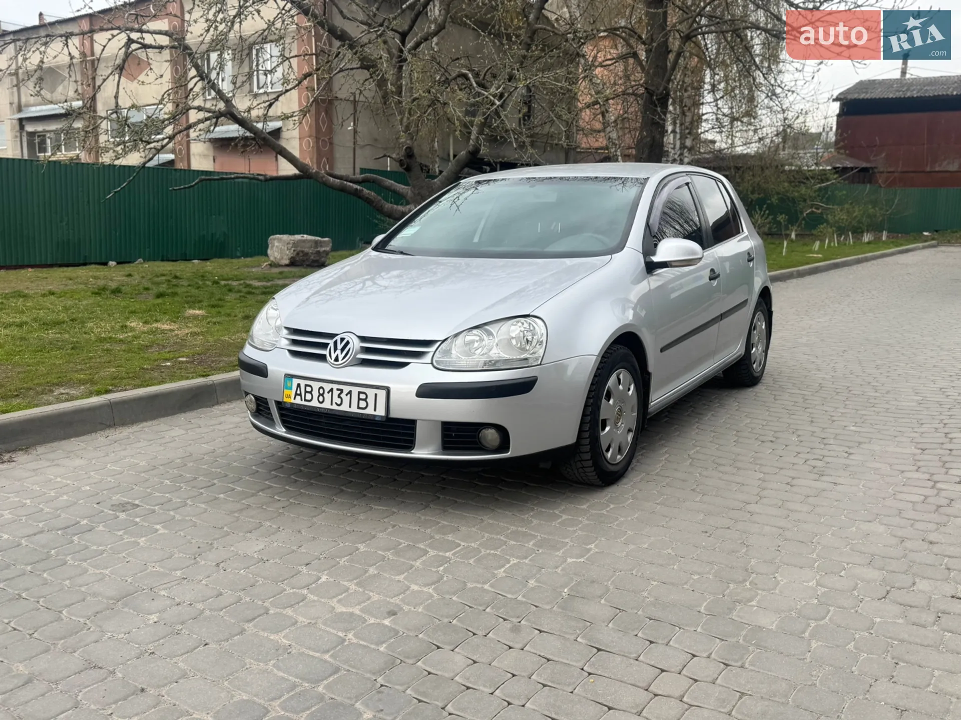 Volkswagen Golf, 2005