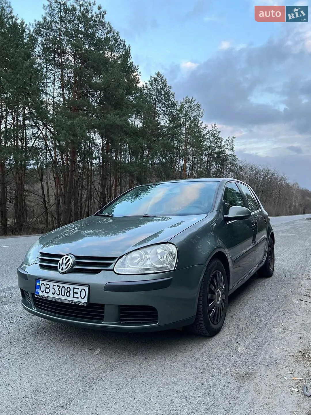 Volkswagen Golf, 2004