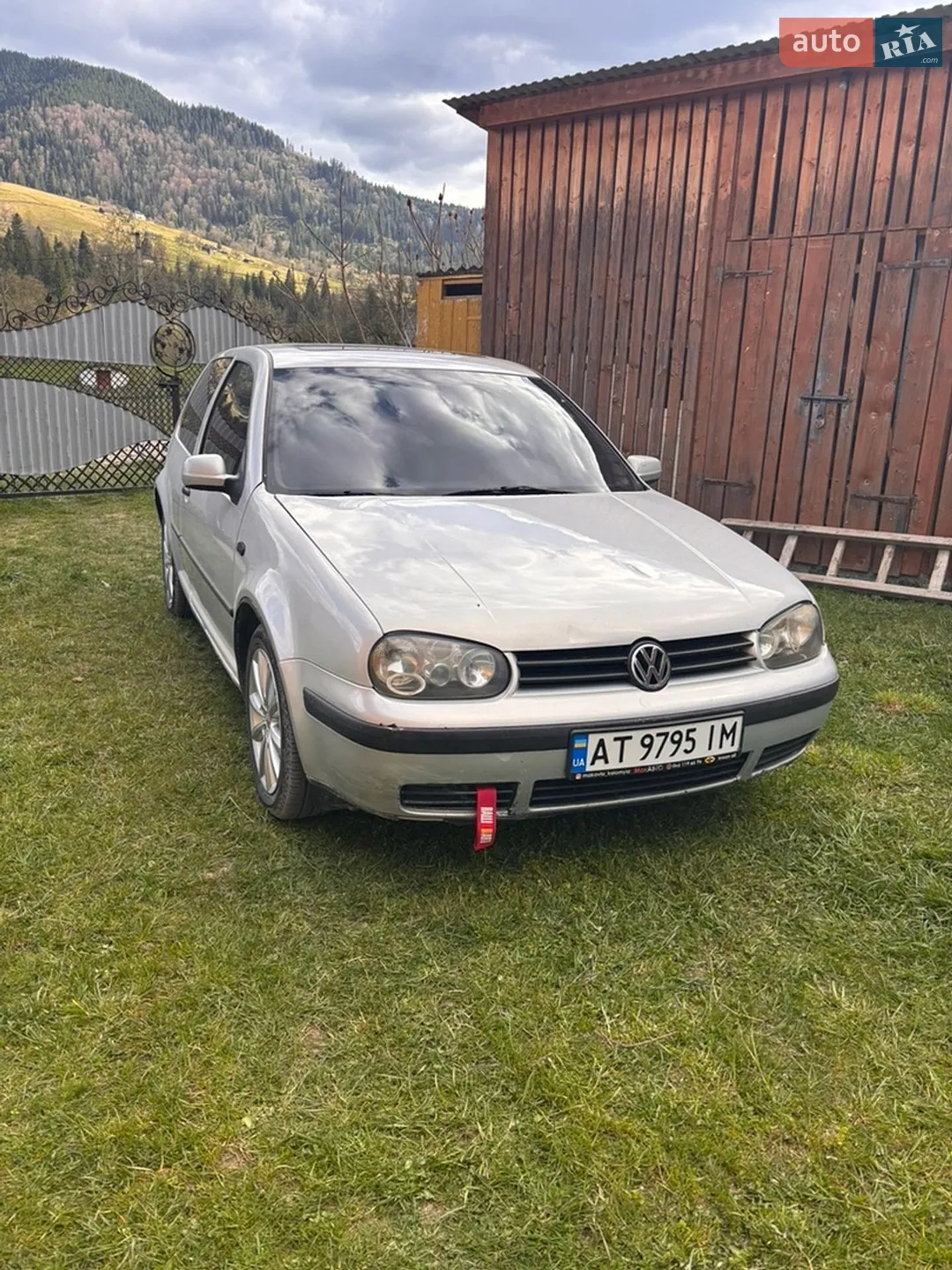 Volkswagen Golf, 1998