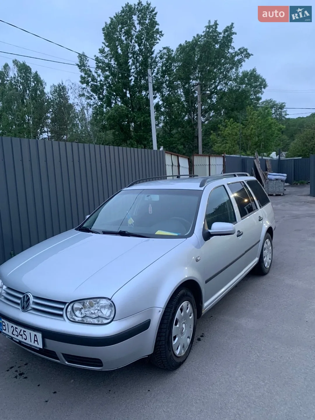 Volkswagen Golf, 2000