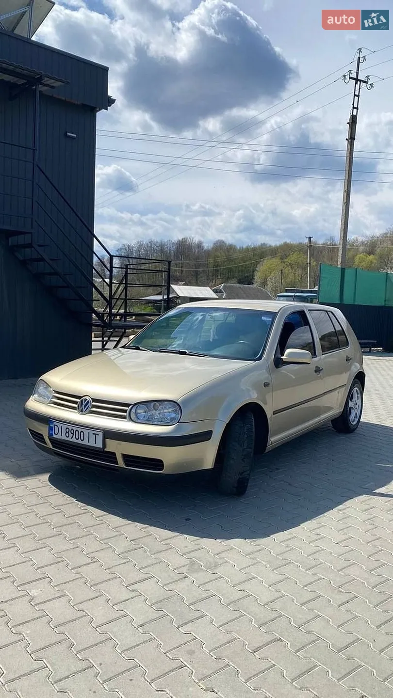 Volkswagen Golf, 2002