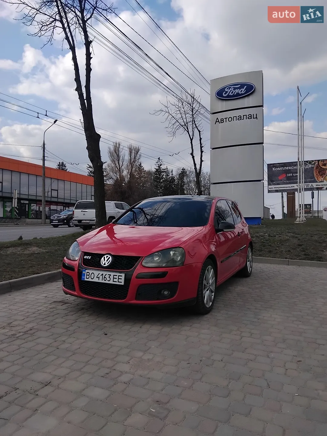 Volkswagen Golf, 2004