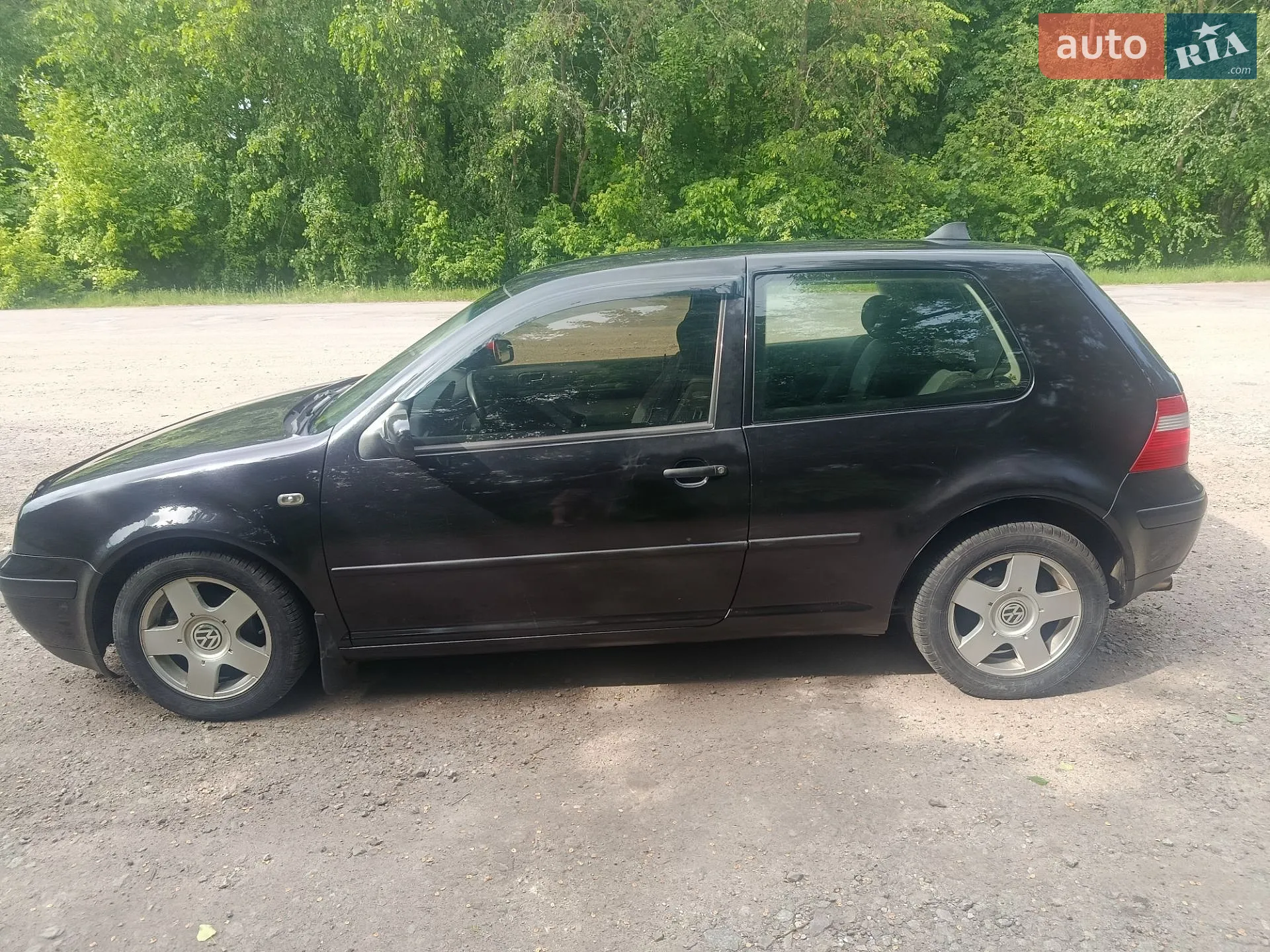 Volkswagen Golf, 2003