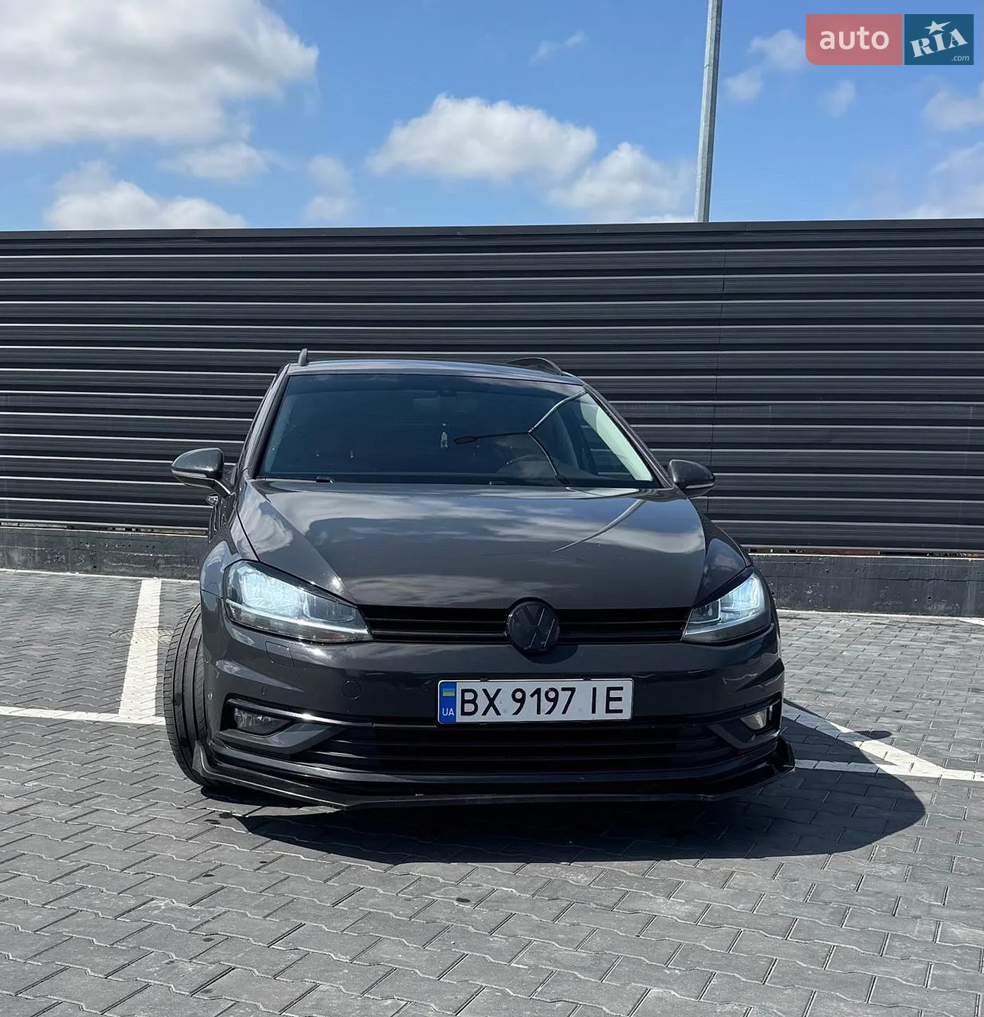 Volkswagen Golf 2019 — 1