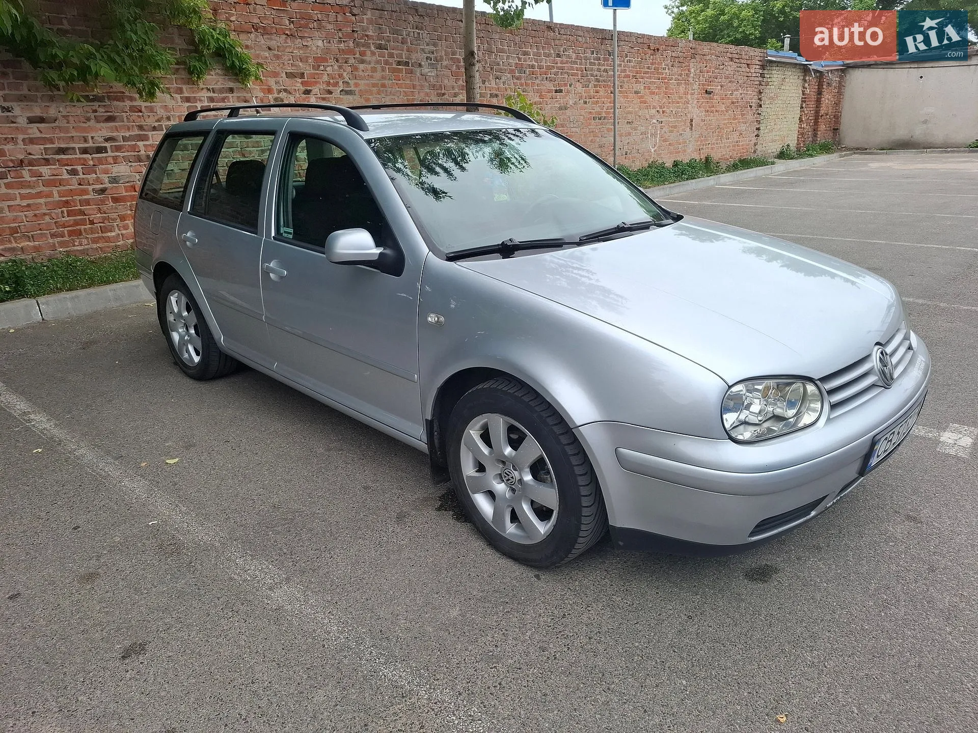 Volkswagen Golf, 2003