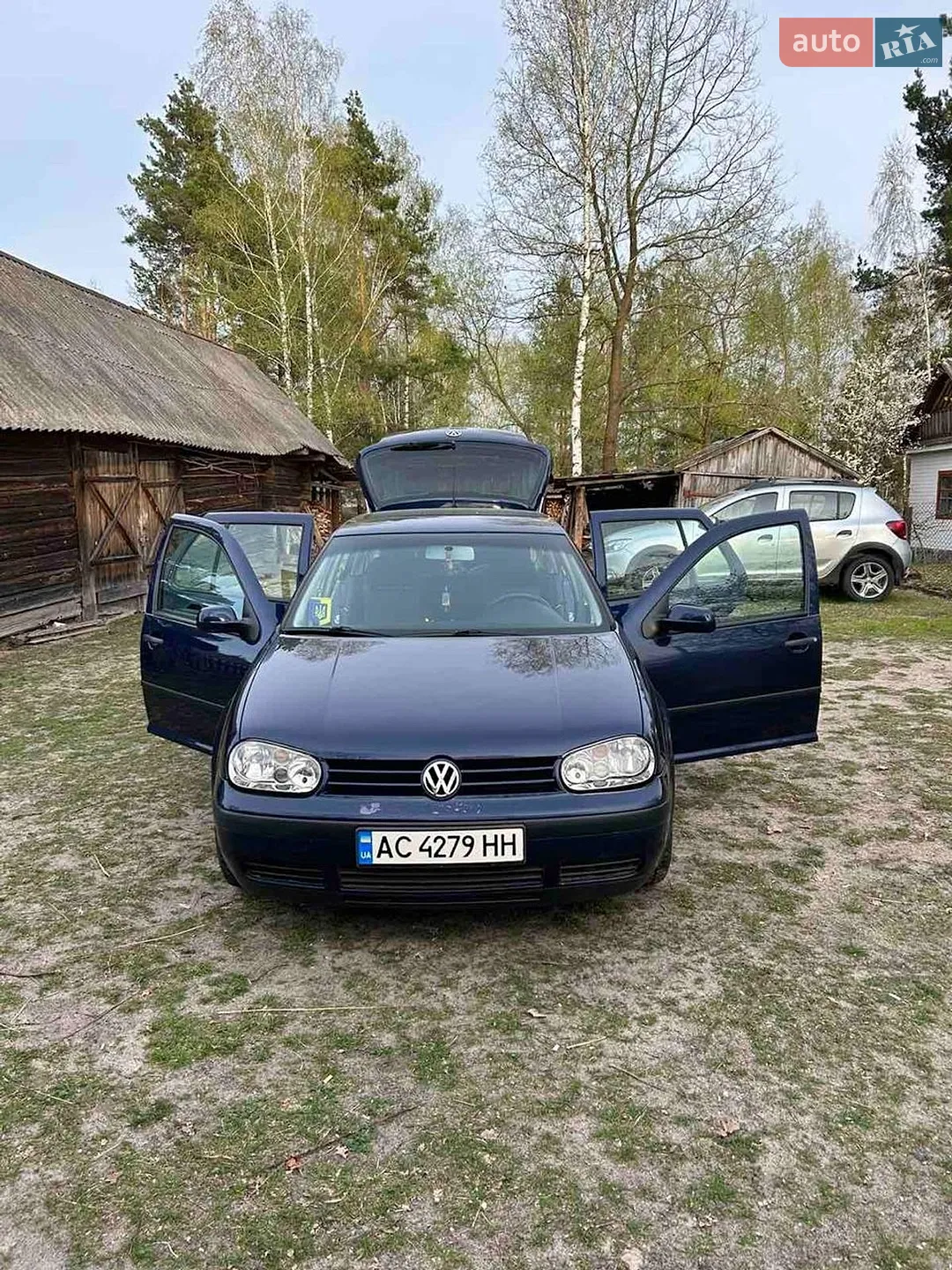 Volkswagen Golf, 2001