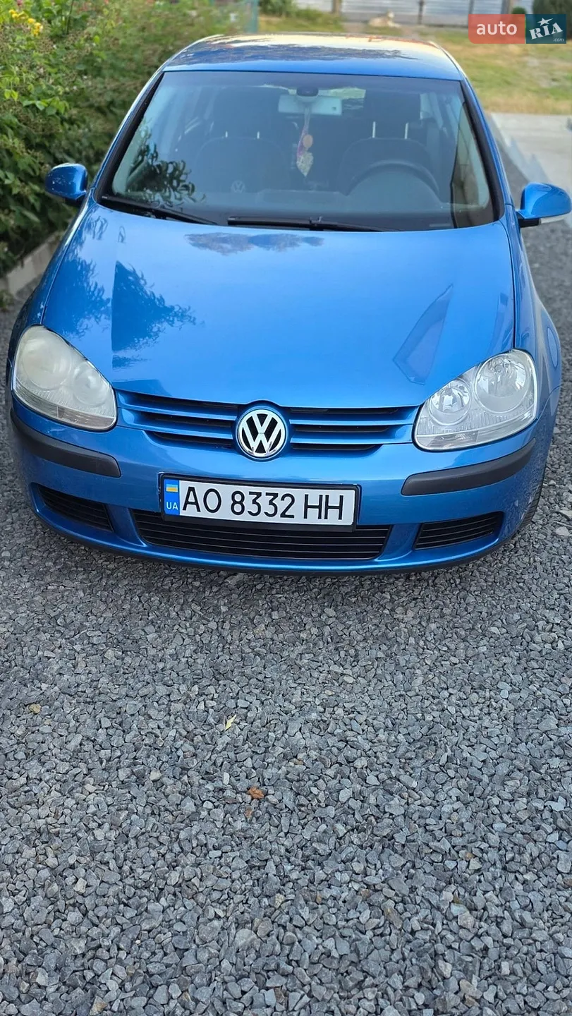 Volkswagen Golf, 2004