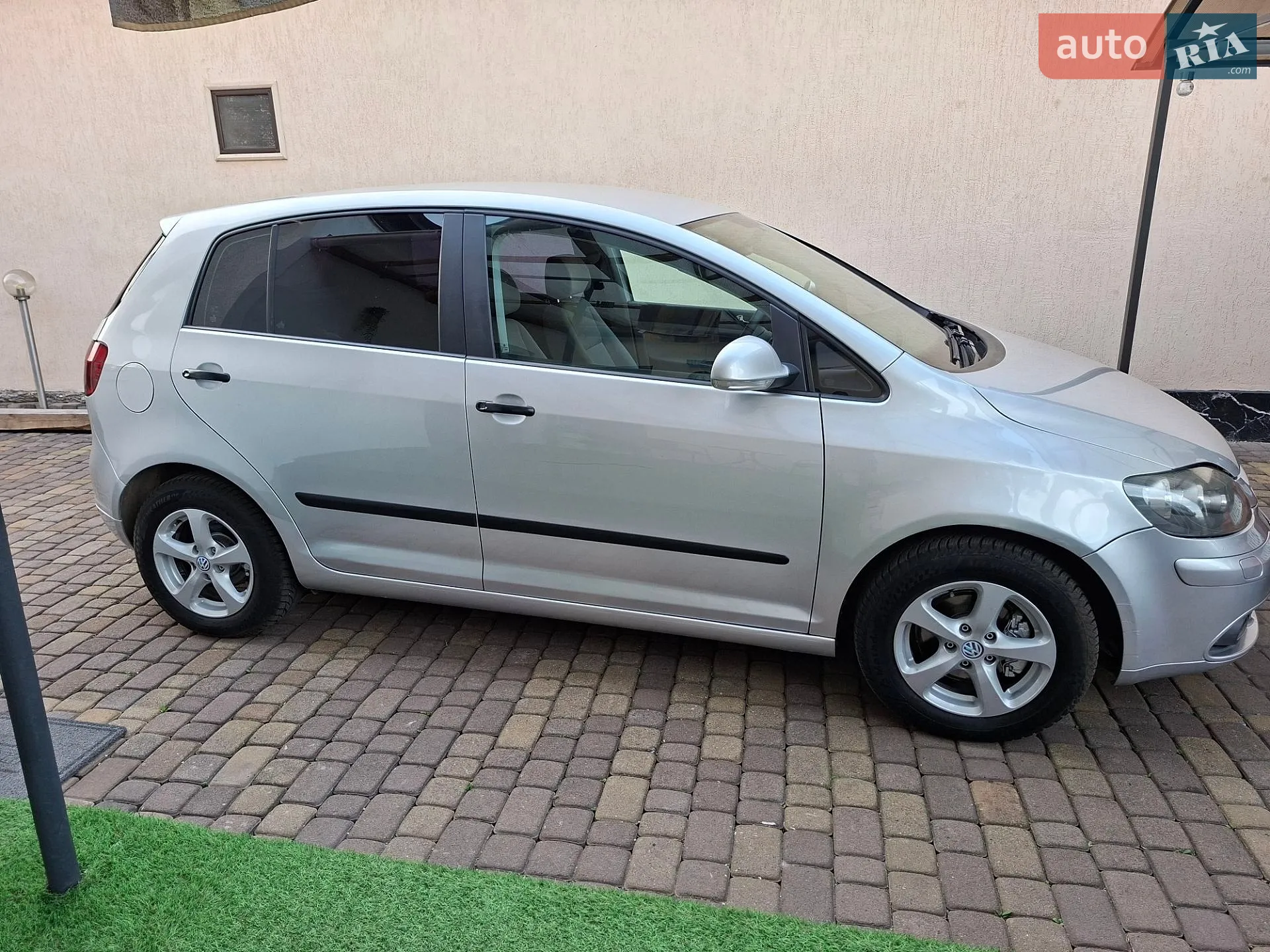 Volkswagen Golf, 2005