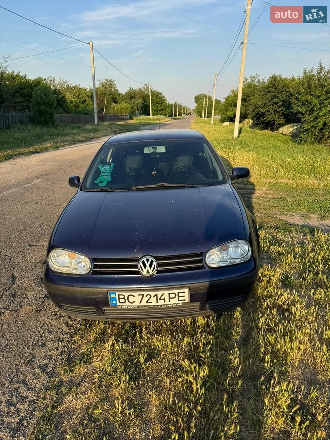 Volkswagen Golf, 2001