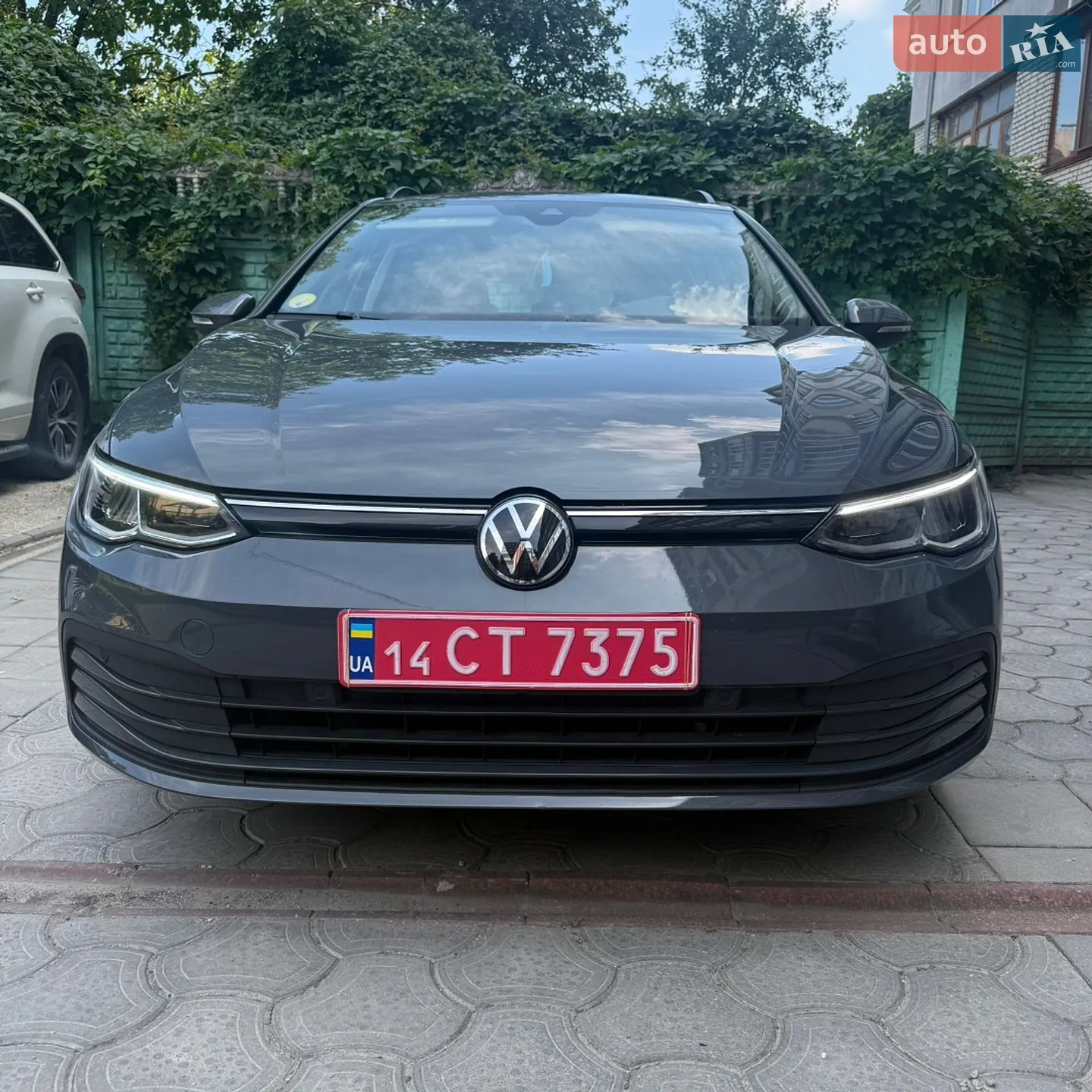Volkswagen Golf, 2022