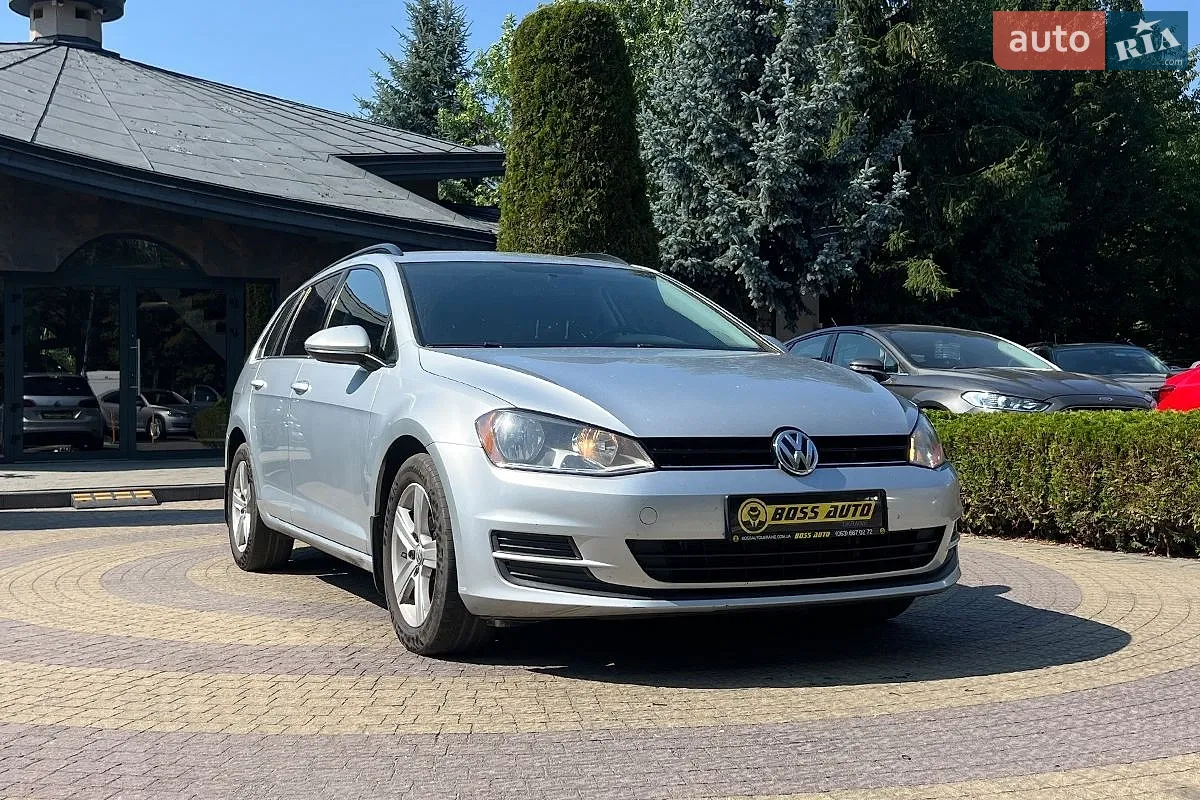 Volkswagen Golf, 2015