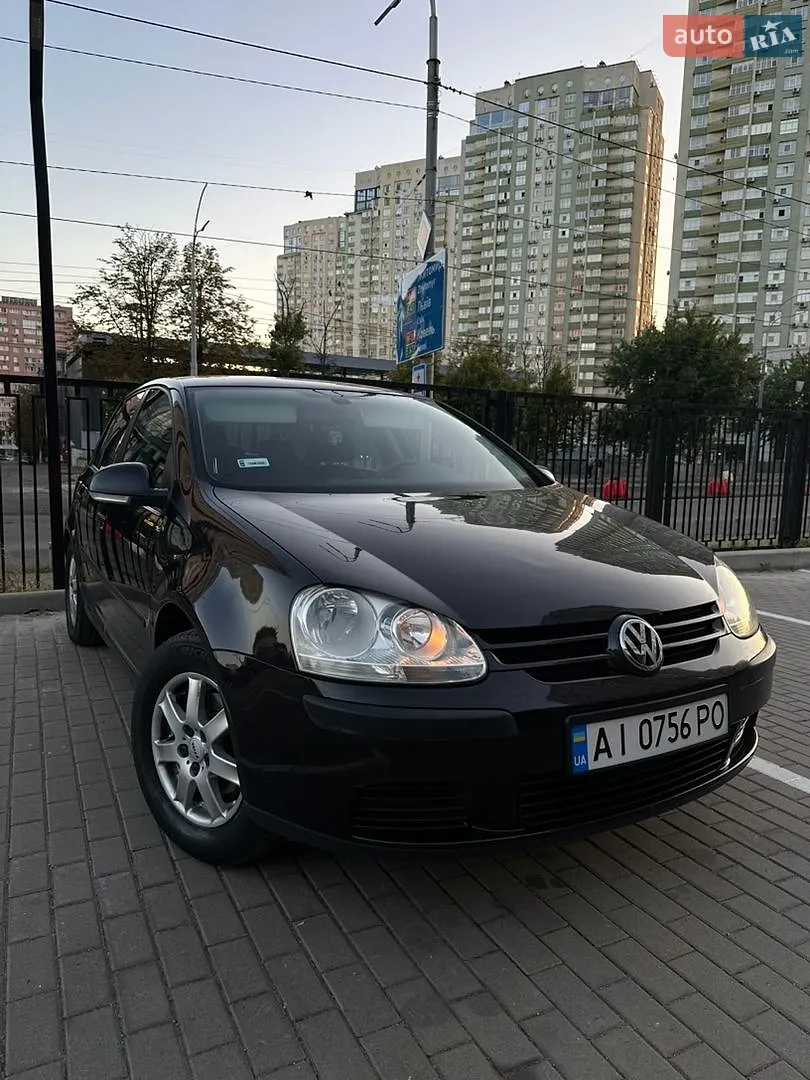 Volkswagen Golf, 2004