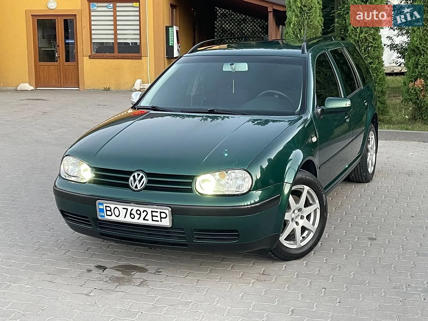 Volkswagen Golf, 2001
