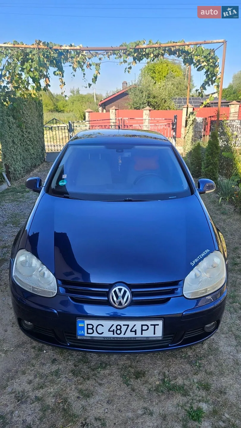 Volkswagen Golf, 2005