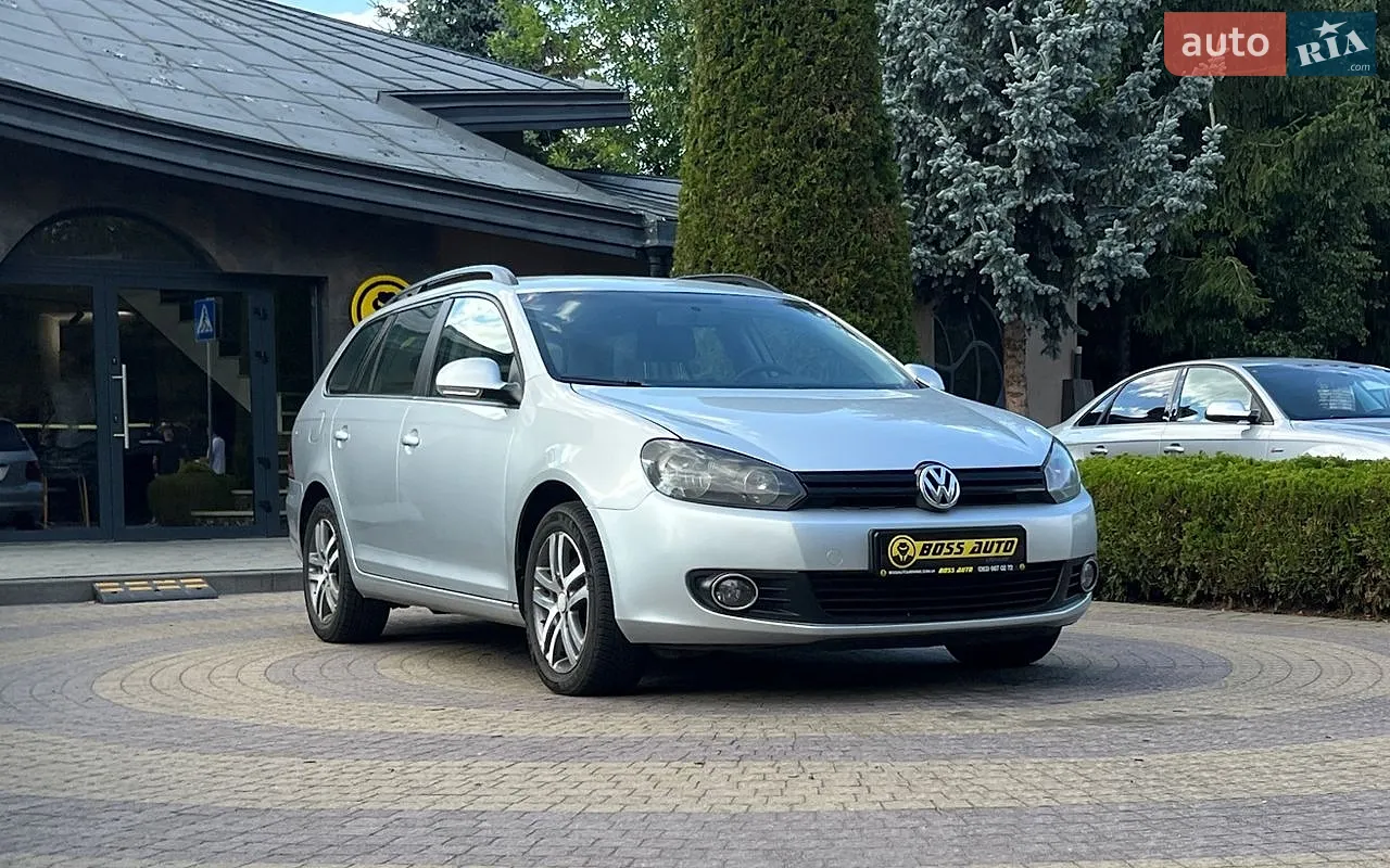 Volkswagen Golf, 2011