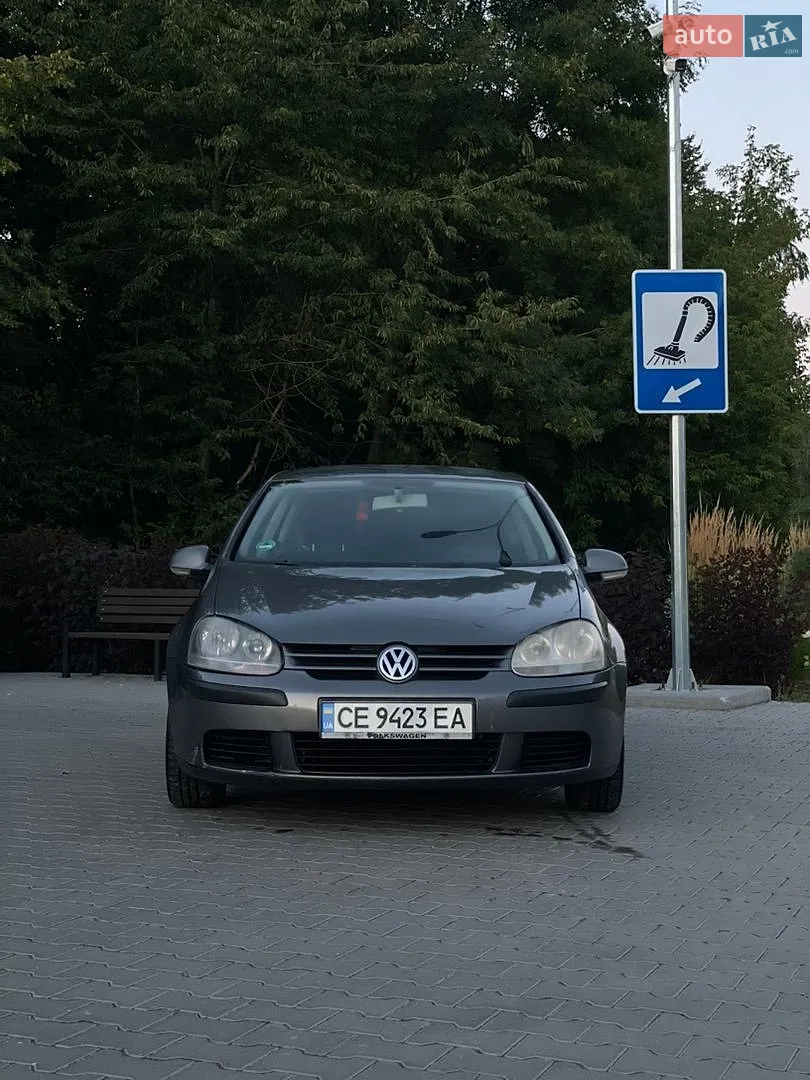 Volkswagen Golf, 2004