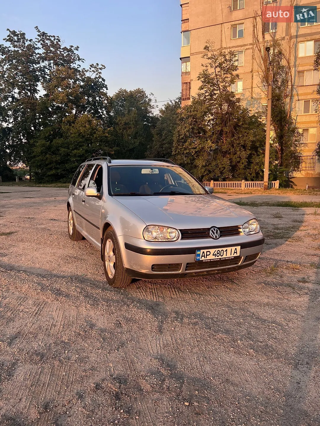 Volkswagen Golf, 2000