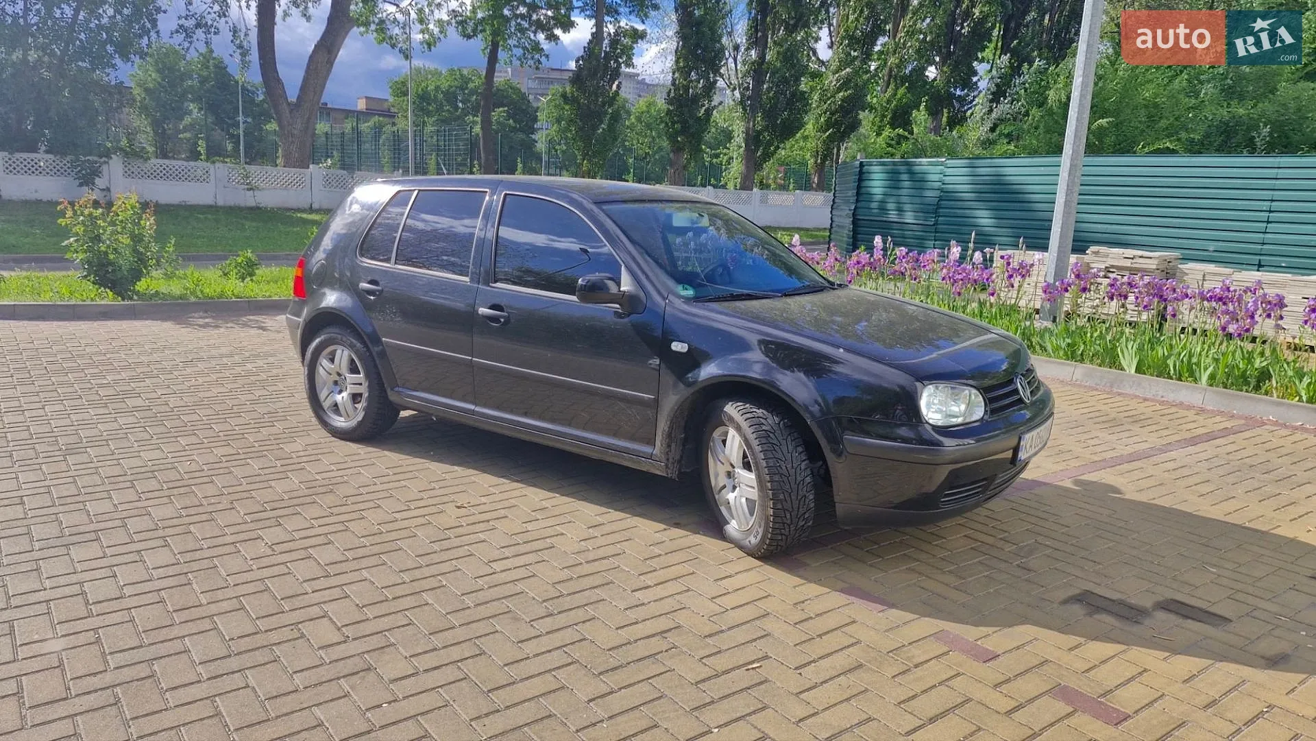 Volkswagen Golf, 2001