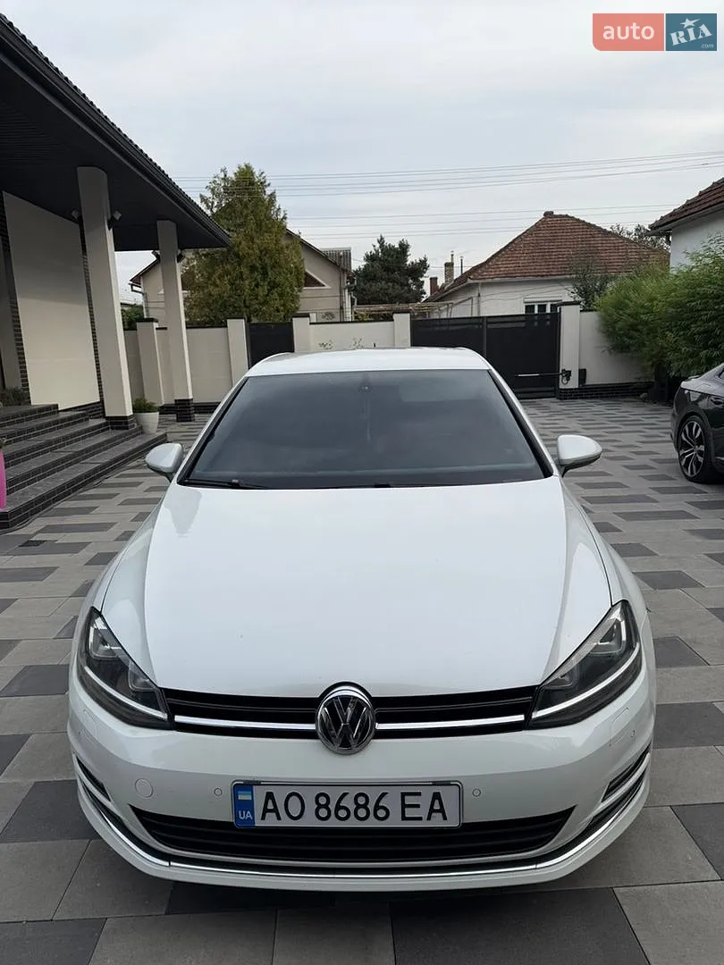 Volkswagen Golf, 2014