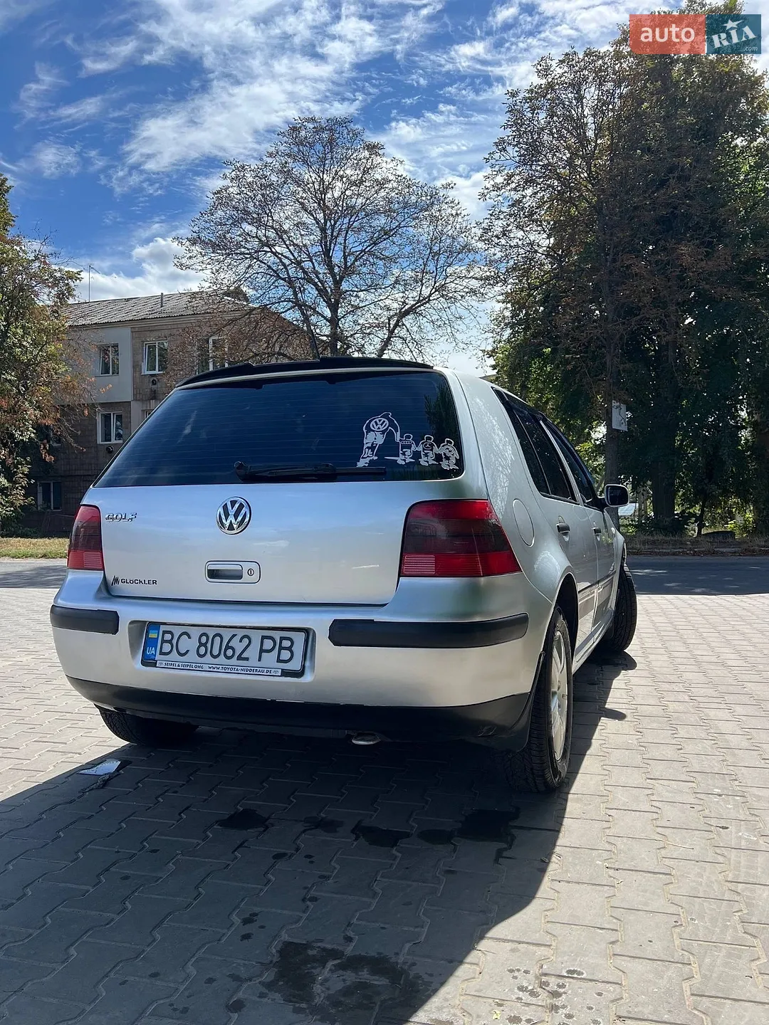 Volkswagen Golf, 2002