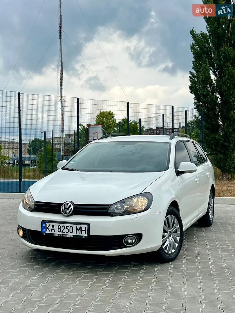 Volkswagen Golf, 2011