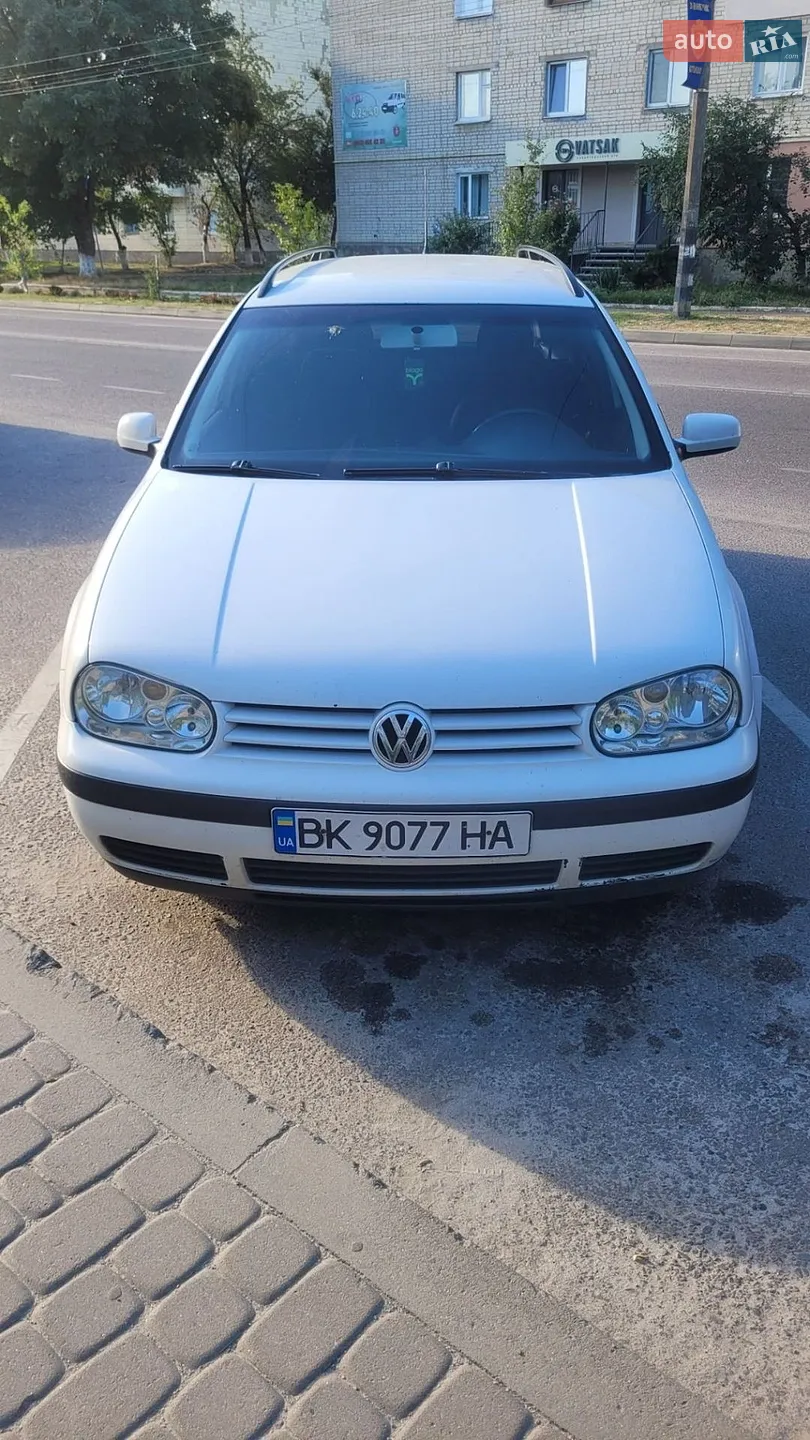 Volkswagen Golf, 2004