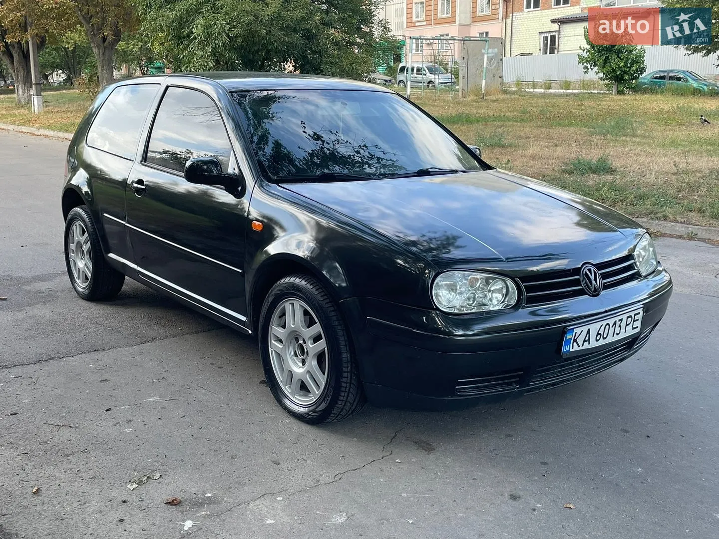 Volkswagen Golf, 2001
