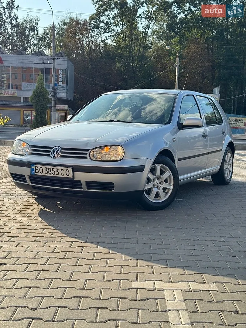 Volkswagen Golf 2001 — 1