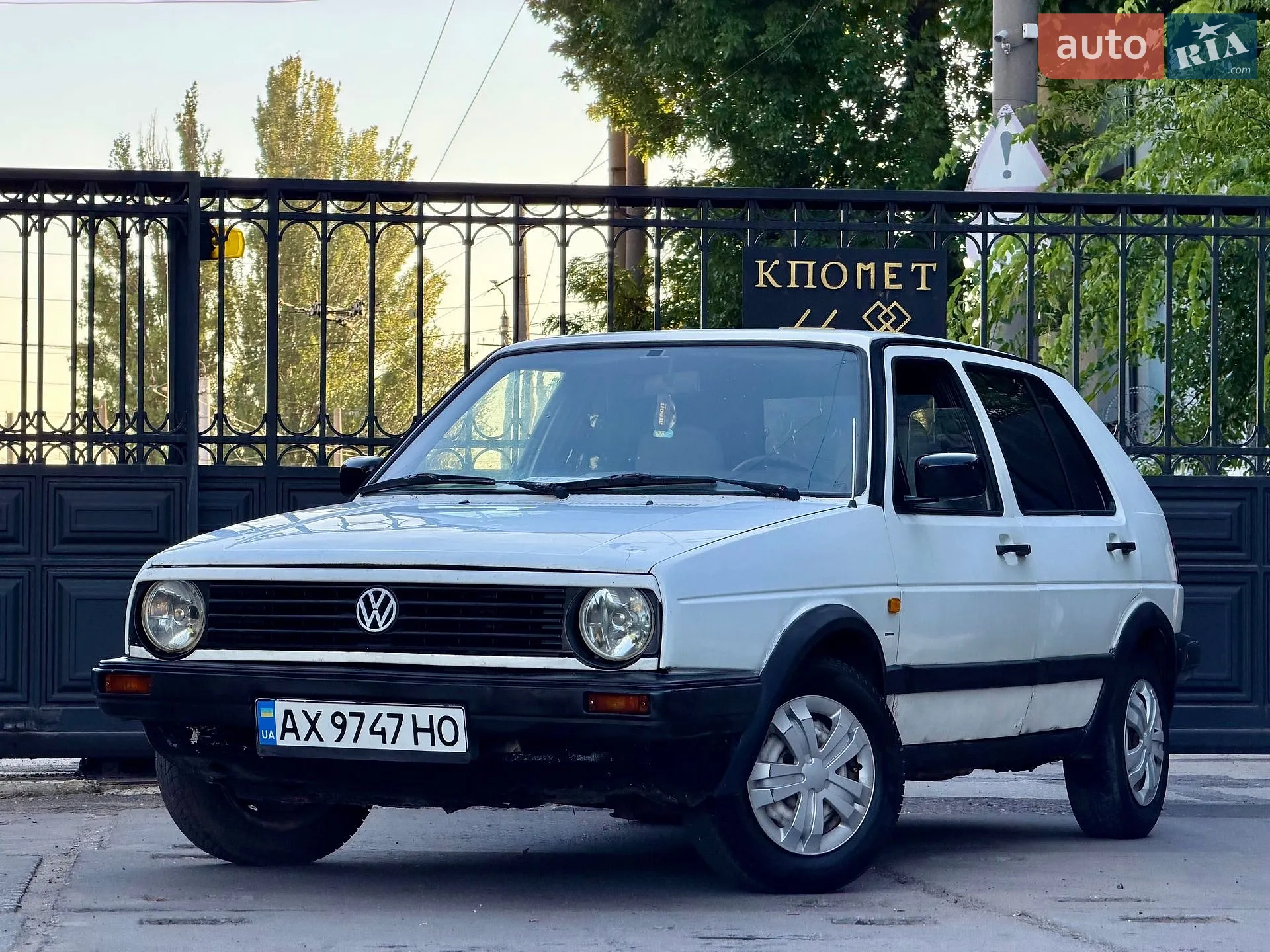Volkswagen Golf, 1990