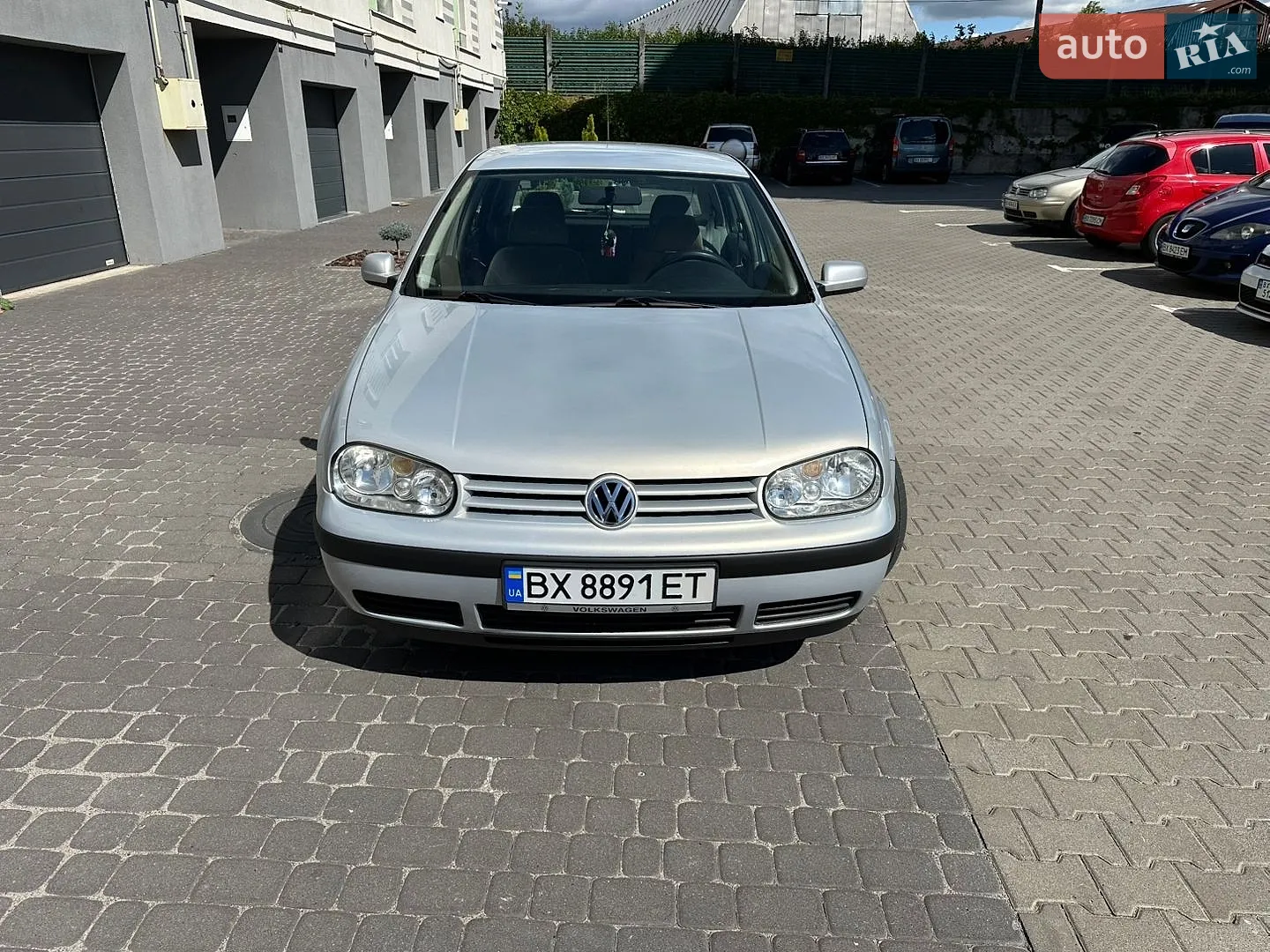 Volkswagen Golf, 1998