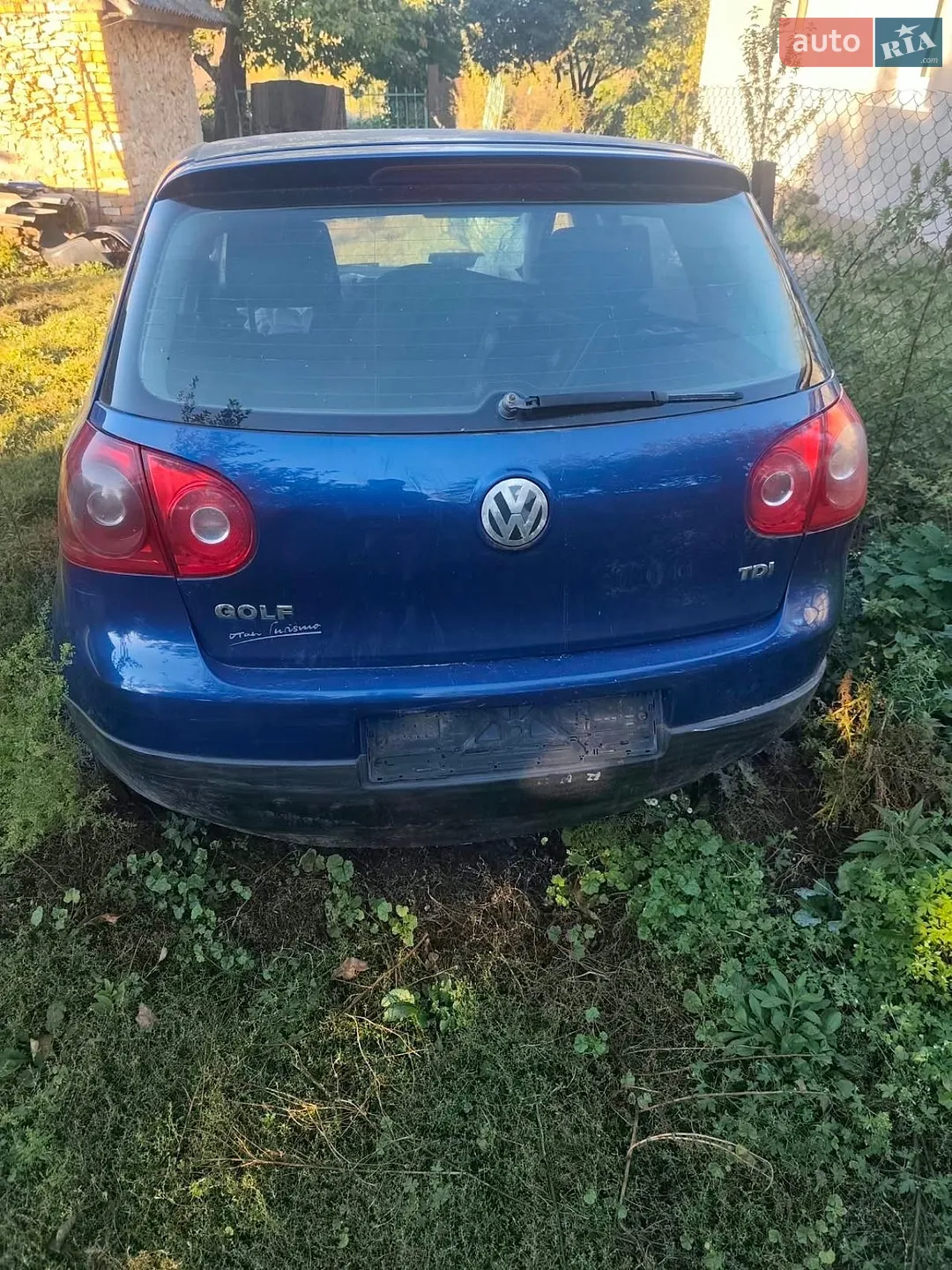 Volkswagen Golf, 2004