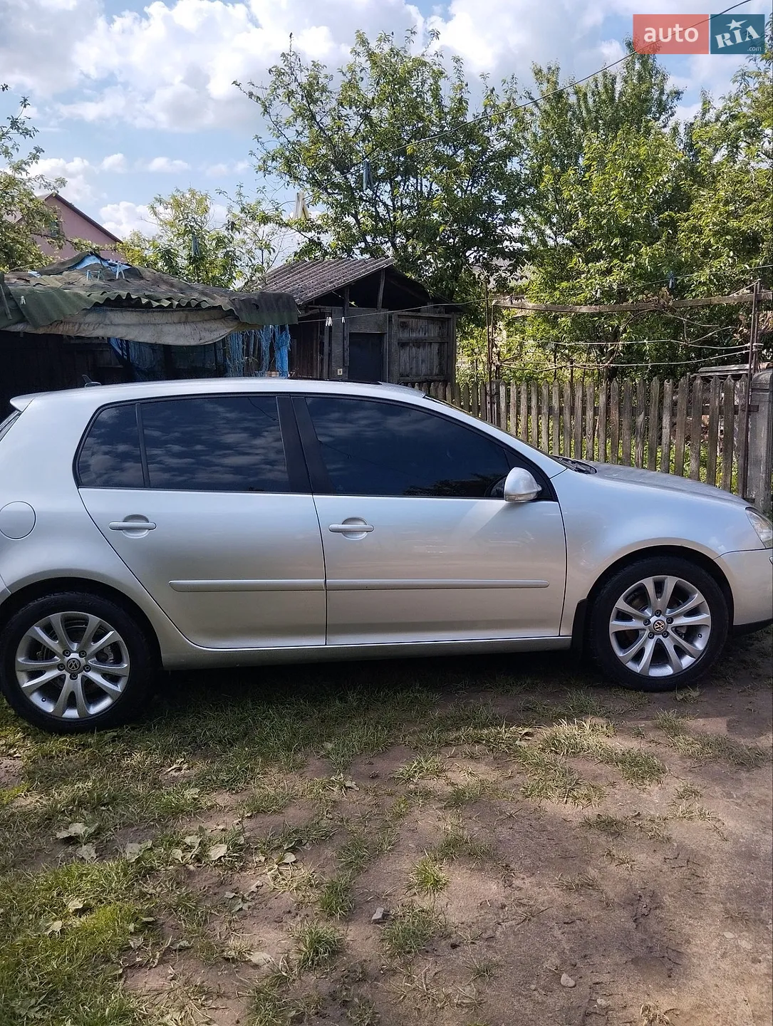 Volkswagen Golf, 2005