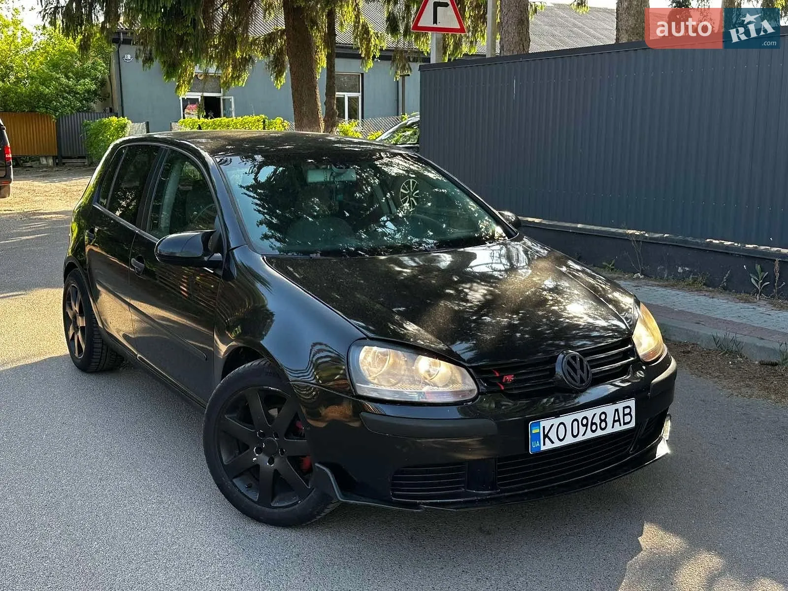 Volkswagen Golf, 2003